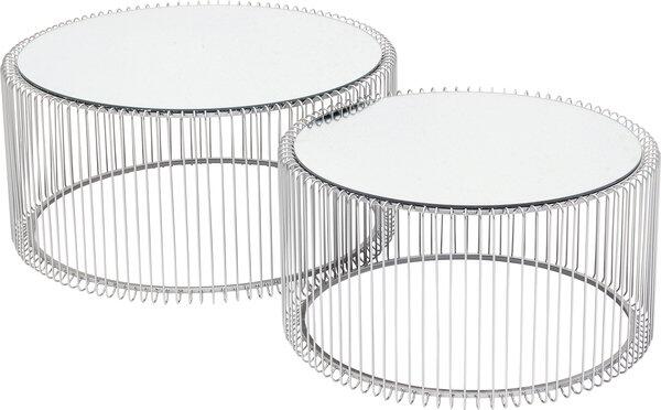Zwei runde Beistelltische aus verspiegeltem Glas und einem filigranen, silberfarbenen Metallgestell, leicht versetzt zueinander arrangiert.