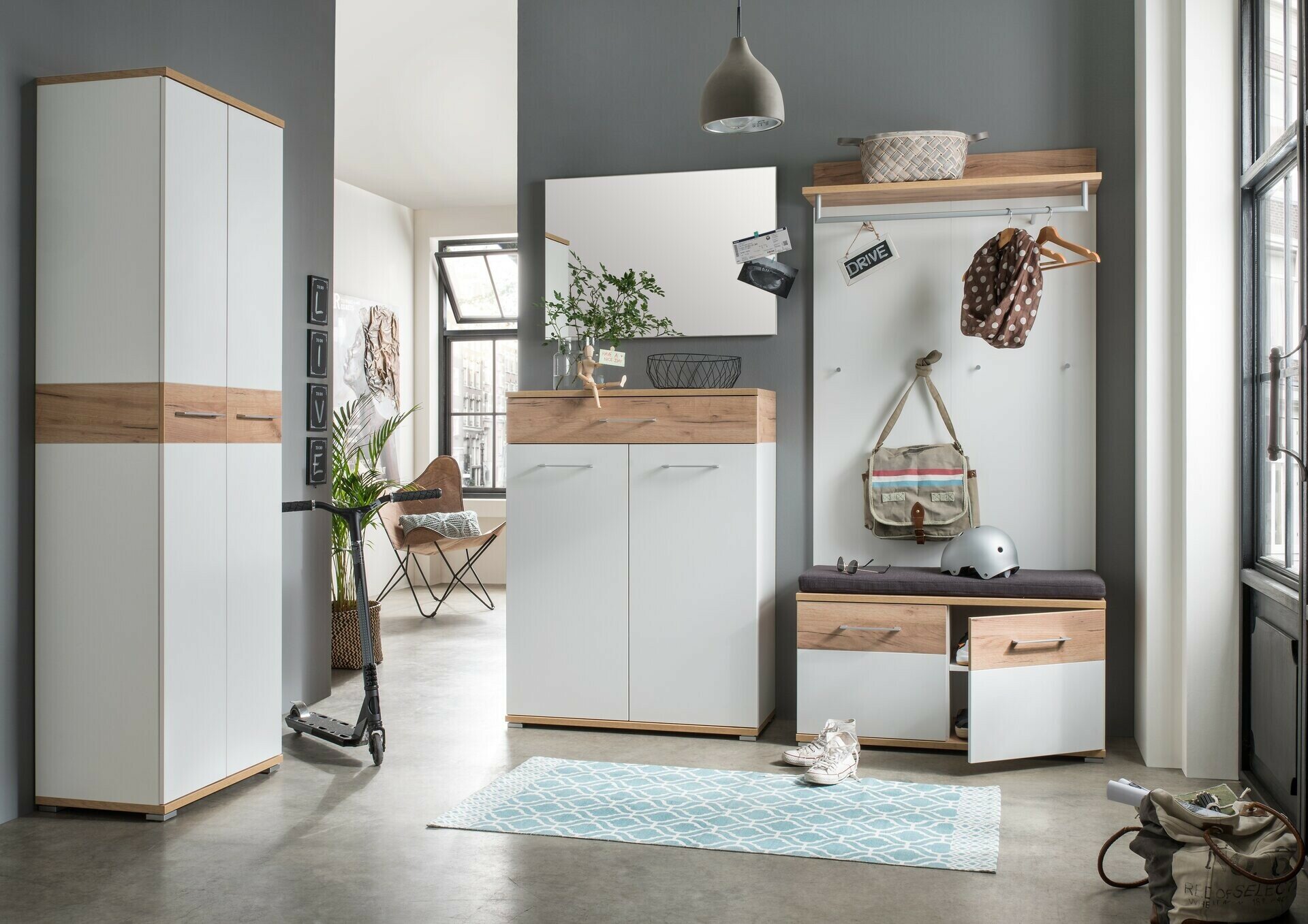 Schuhschrank, Topix