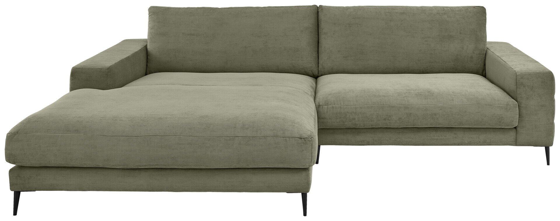 Ecksofa Badia Base 2.0 in Hellgrün mit gebürsteter Optik, Chaiselongue links und Armlehne rechts, auf schlanken schwarzen Füßen.