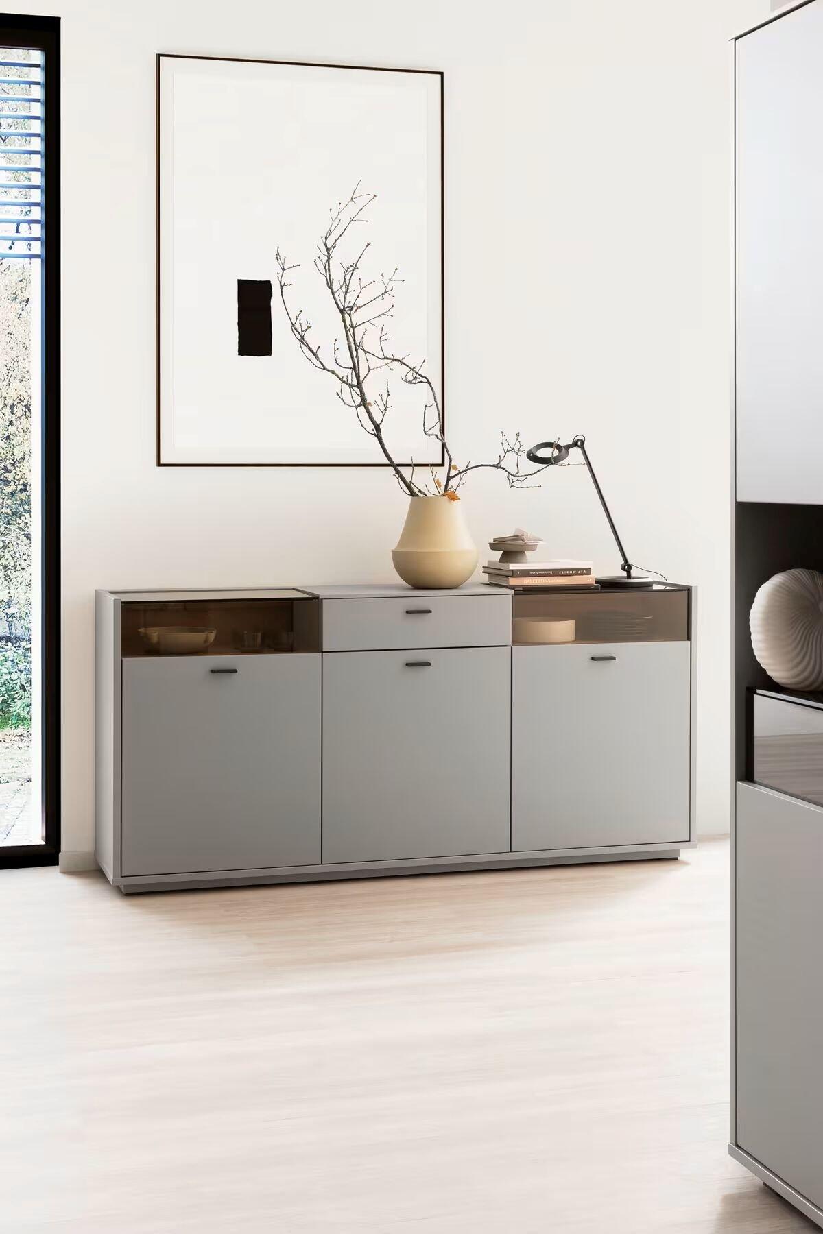 Sideboard, Mandal