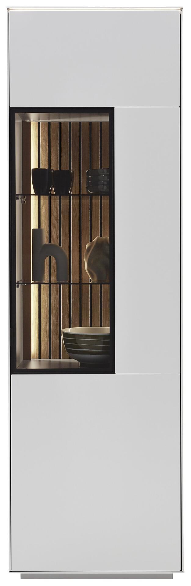 Vitrine, Riani