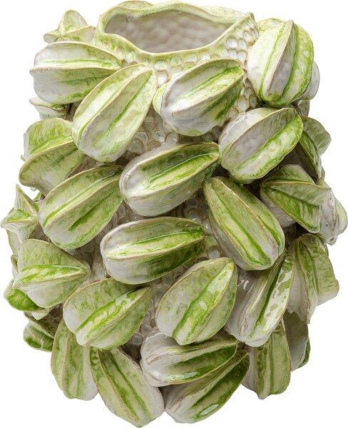 Nahaufnahme der handgefertigten Carambola Vase aus Steinzeug mit einer schalenartigen Struktur aus cremefarbenen Elementen und hellgrünen Adern.