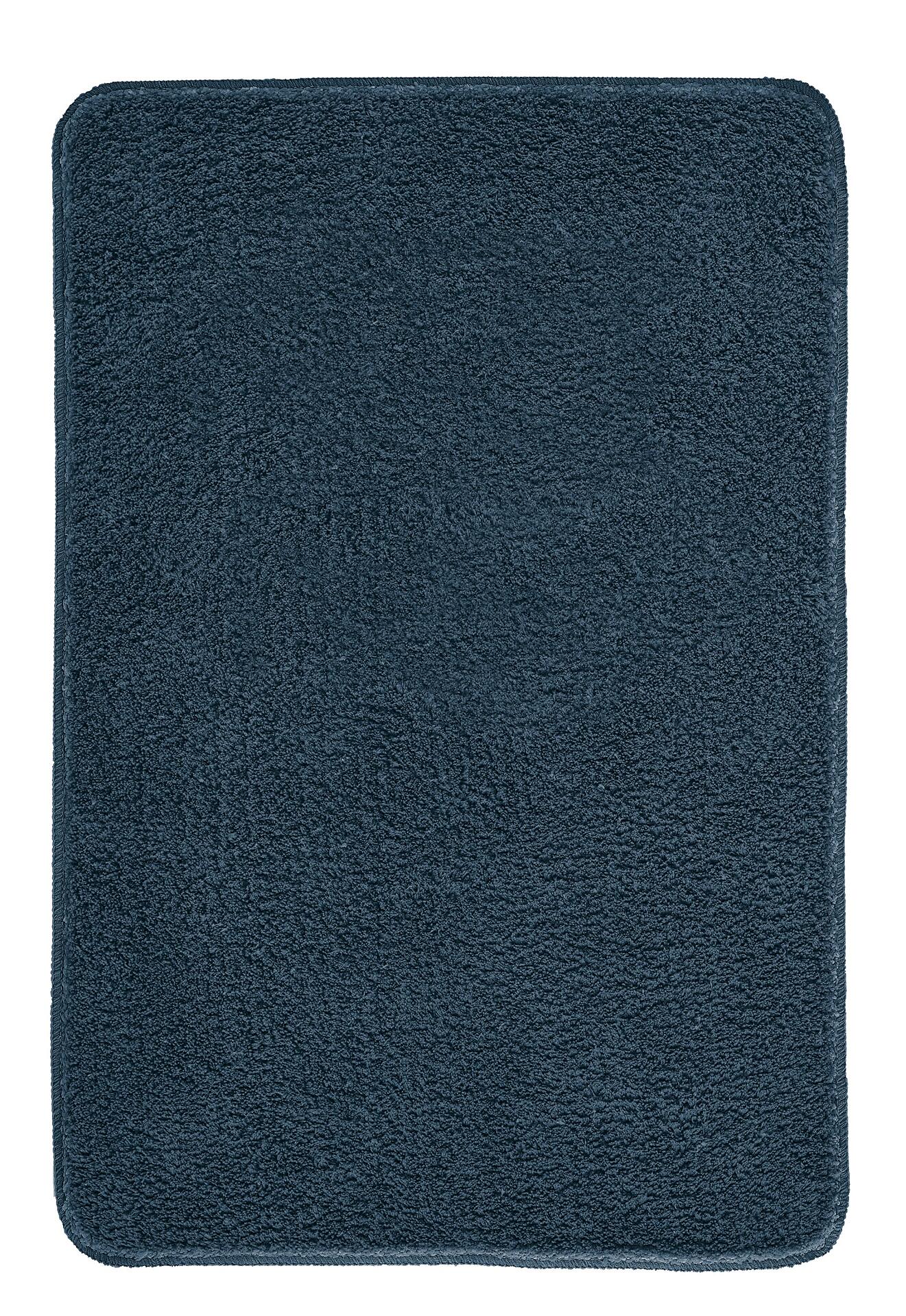 Dunkelblauer Badteppich Marco aus flauschigem Polyester mit strukturierter Oberfläche.