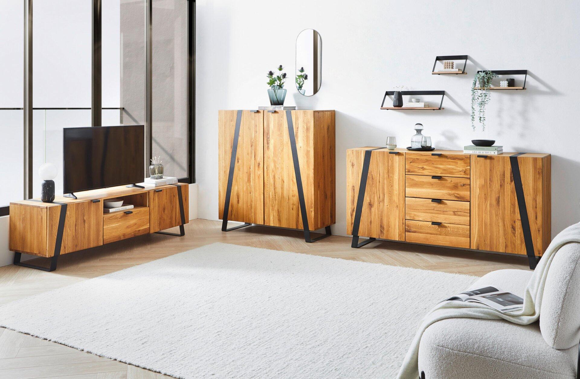Sideboard, Boliah