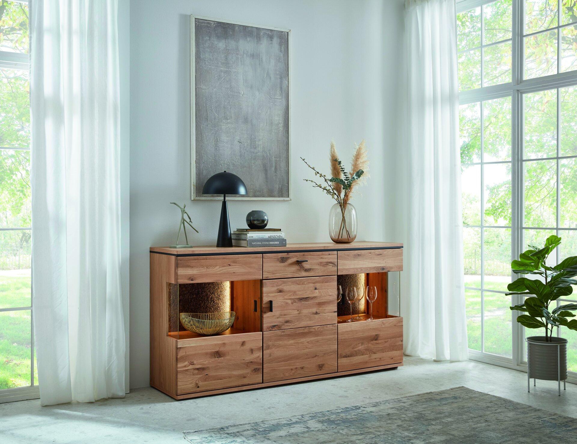 Sideboard, Tunis