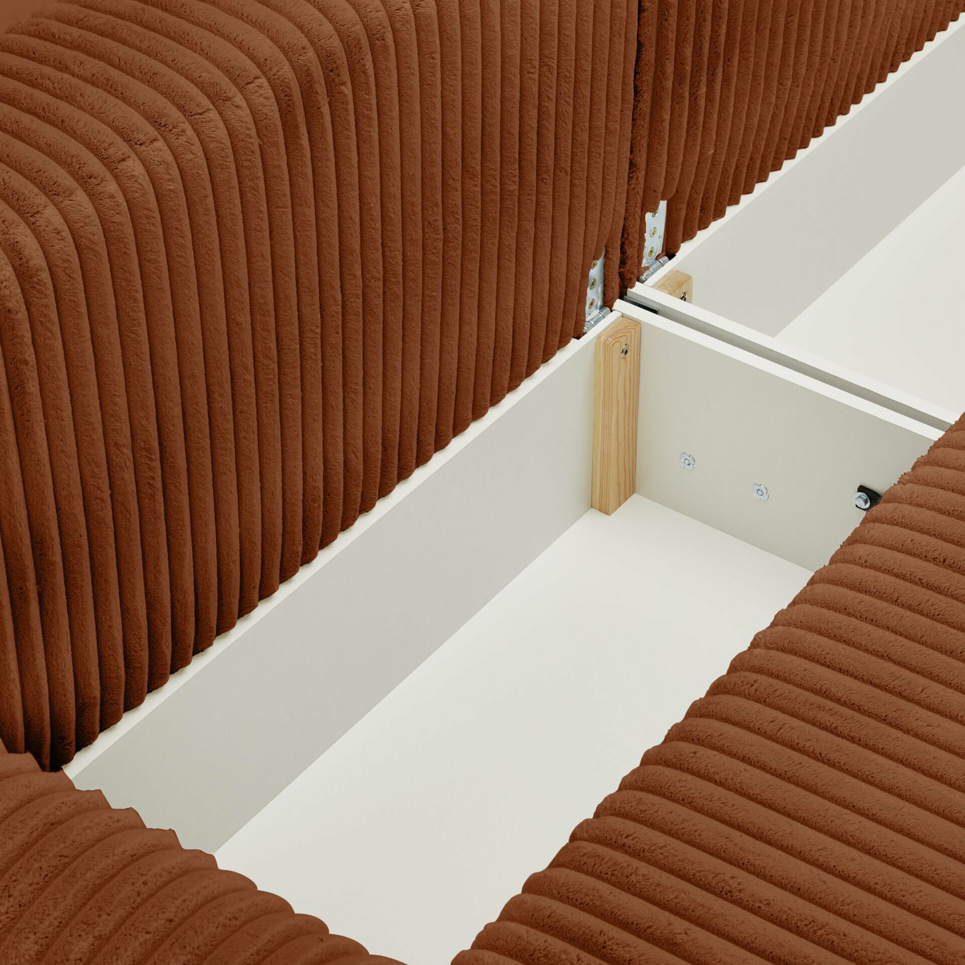 Big Sofa, Mevi