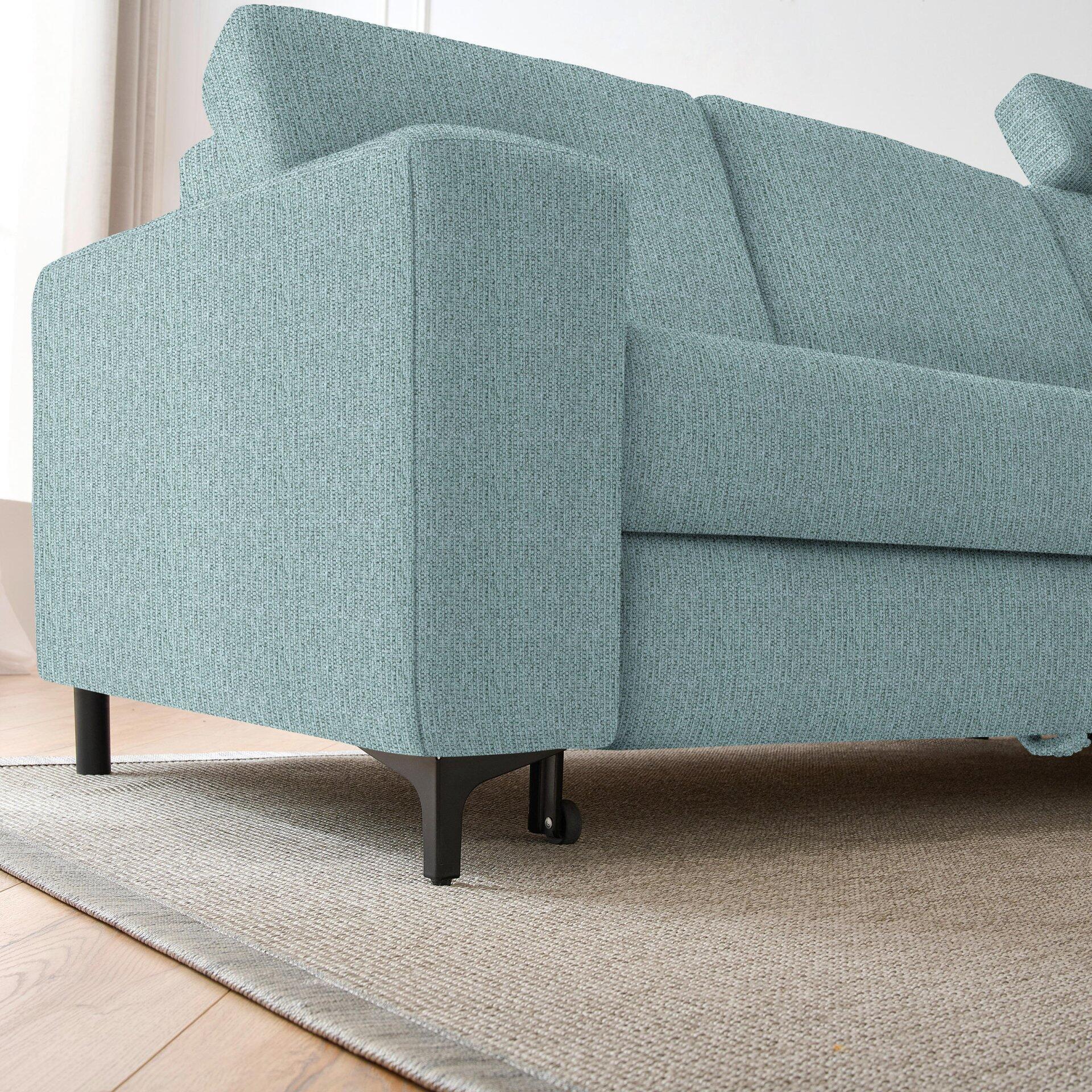Balina Ecksofa mit schwarzen Metallbeinen und Rollen, im ¾-Profil leicht erhöht dargestellt, zeigt die bewegliche Relaxfunktion der verstellbaren Rückenlehne und Sitzfläche.