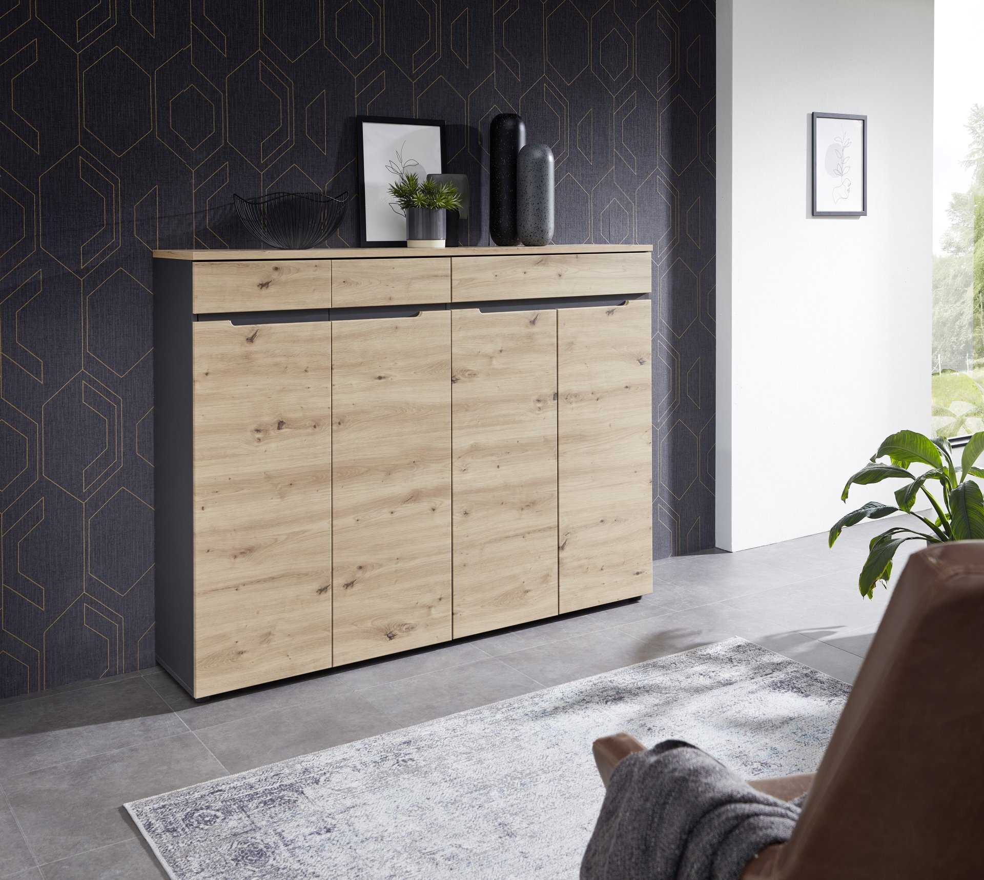 Schuhschrank, Detroit