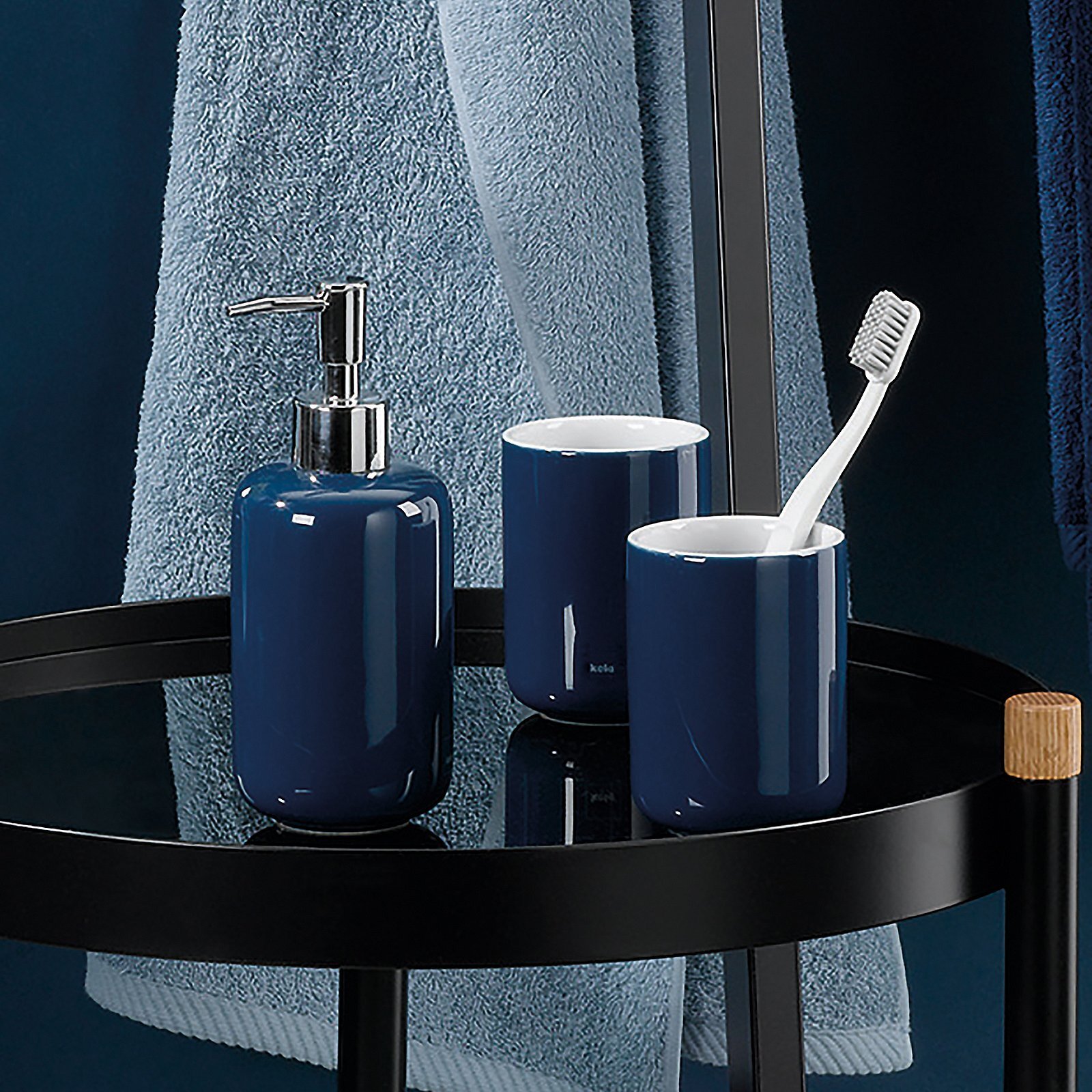 Seifenspender, Isabella