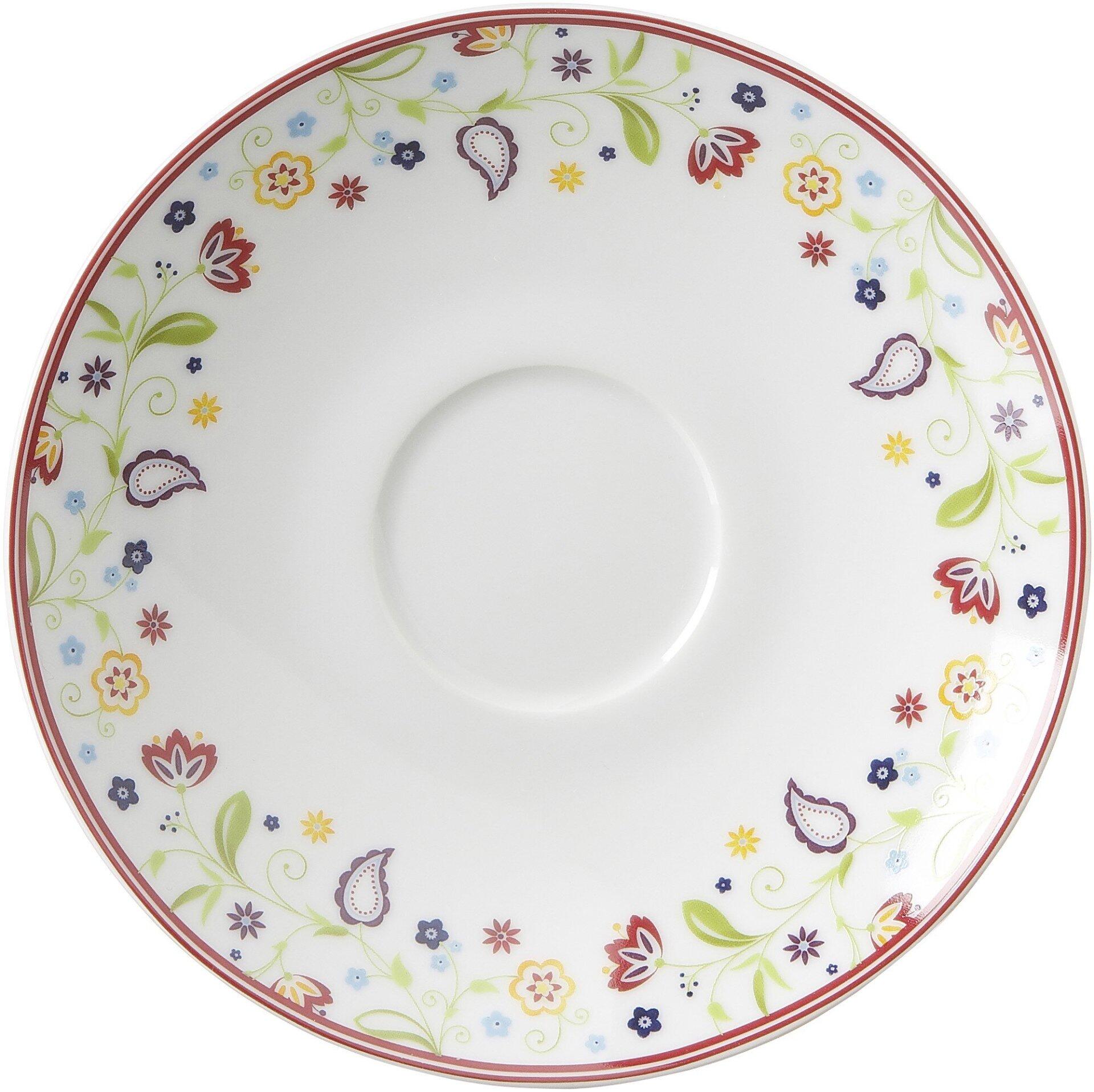 Kaffeeuntere Shanti, rund mit weißem Grund und rotem Rand, verziert mit floralem Muster aus Blumen, Blättern und Paisleys sowie einer deutlichen Vertiefung in der Mitte.