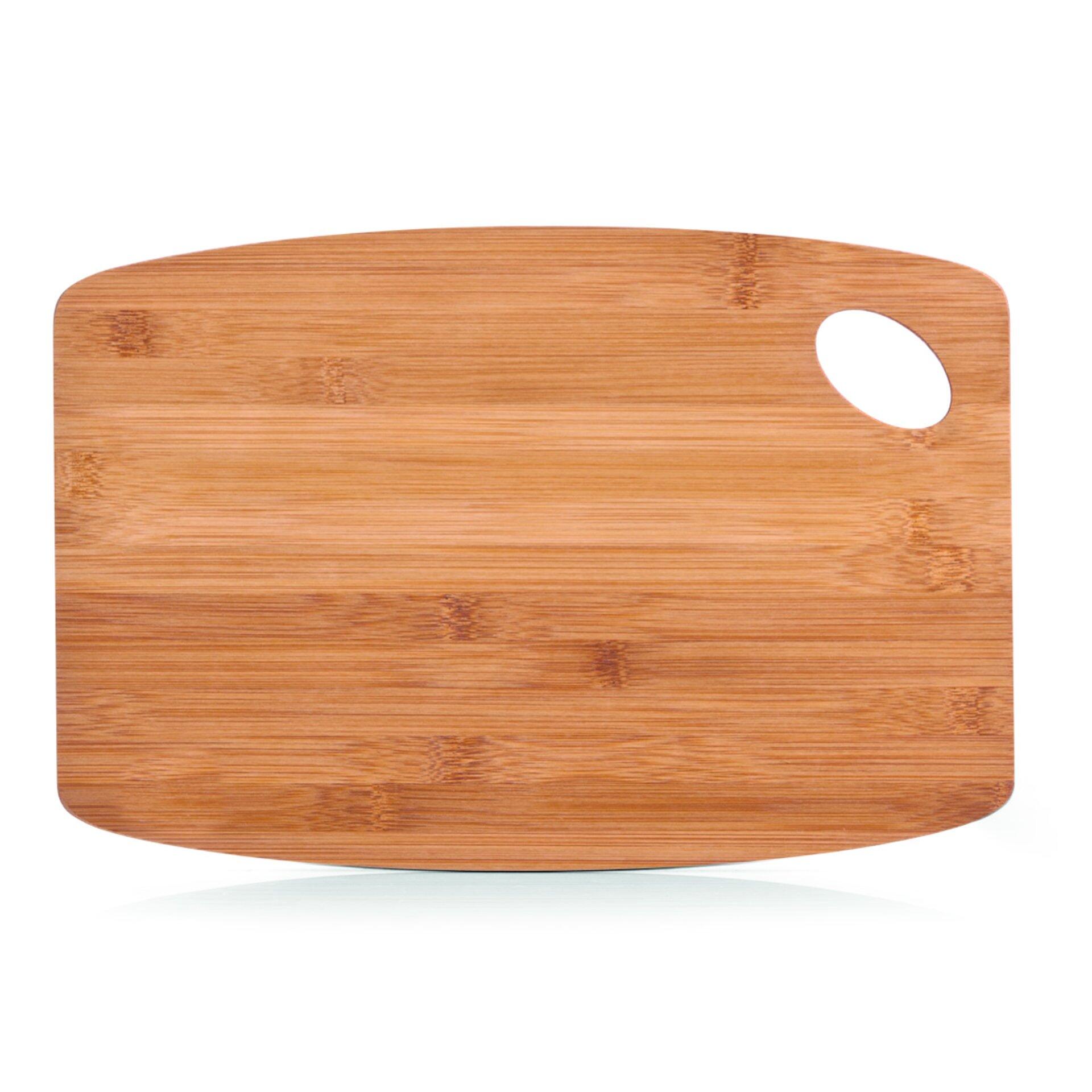 Schneidebrett aus Holz mit wellenförmiger Kante und Aufhängeöffnung.