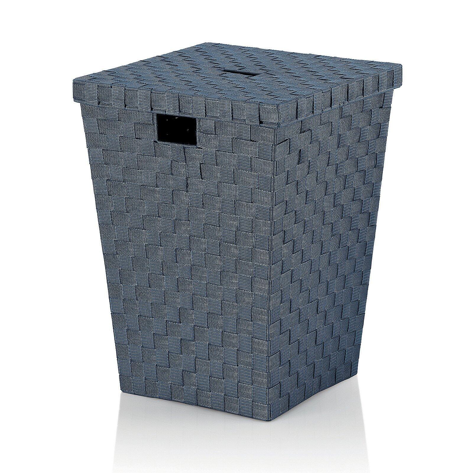 Blaue Wäschebox Alvaro mit geflochtenem Design und schwarzem Griff, frontale Ansicht.