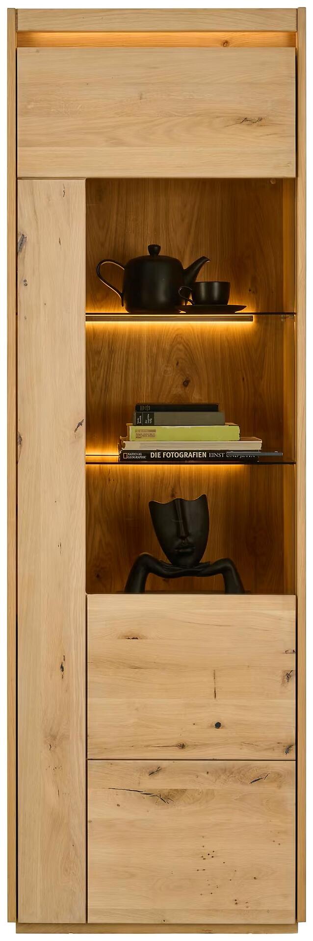 Vitrine, Catalan