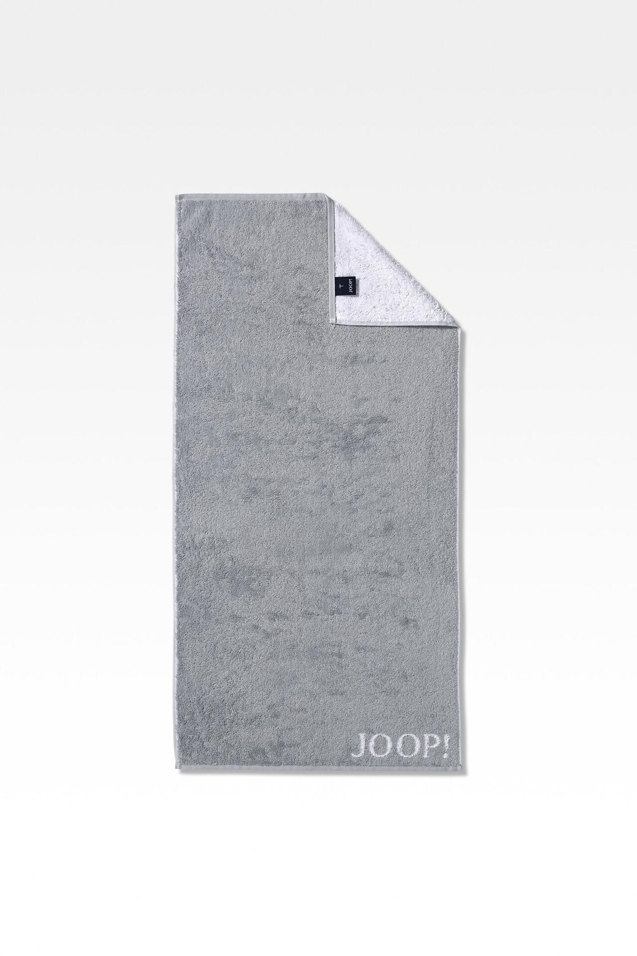 Silbernes Wendetuch Doubleface von JOOP!, aus Baumwolle, frontal auf weißem Untergrund fotografiert mit erkennbarer Textur und dunklerem Rand.