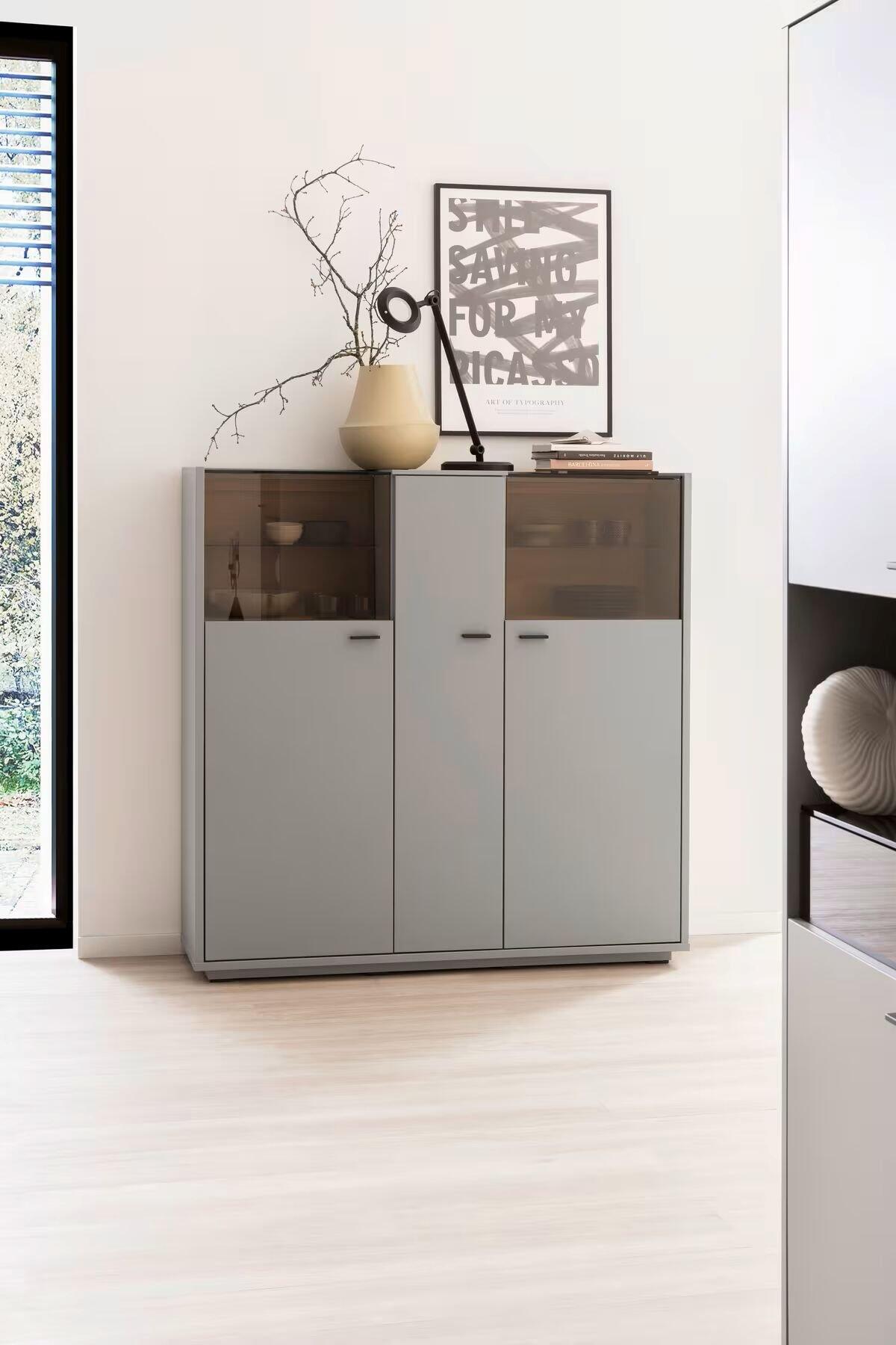 Highboard, Mandal