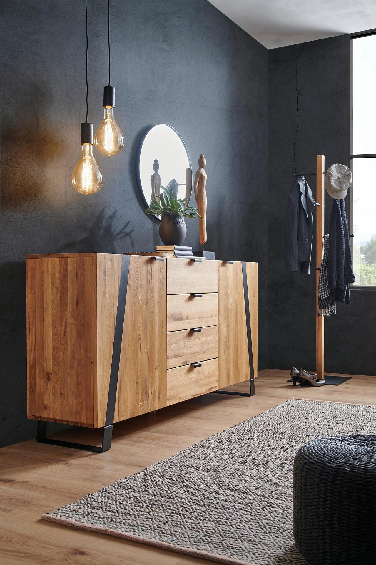 Sideboard, Boliah