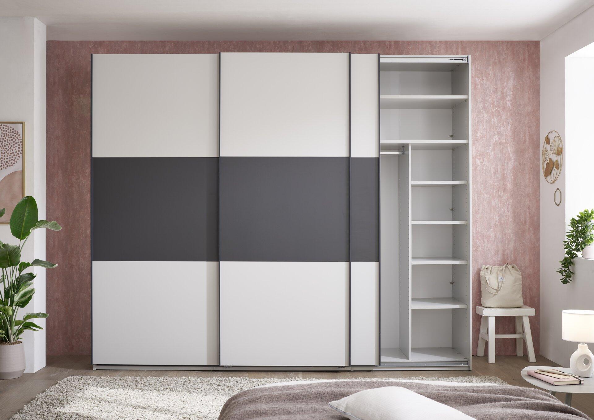 Schwebetürenschrank, Metrino