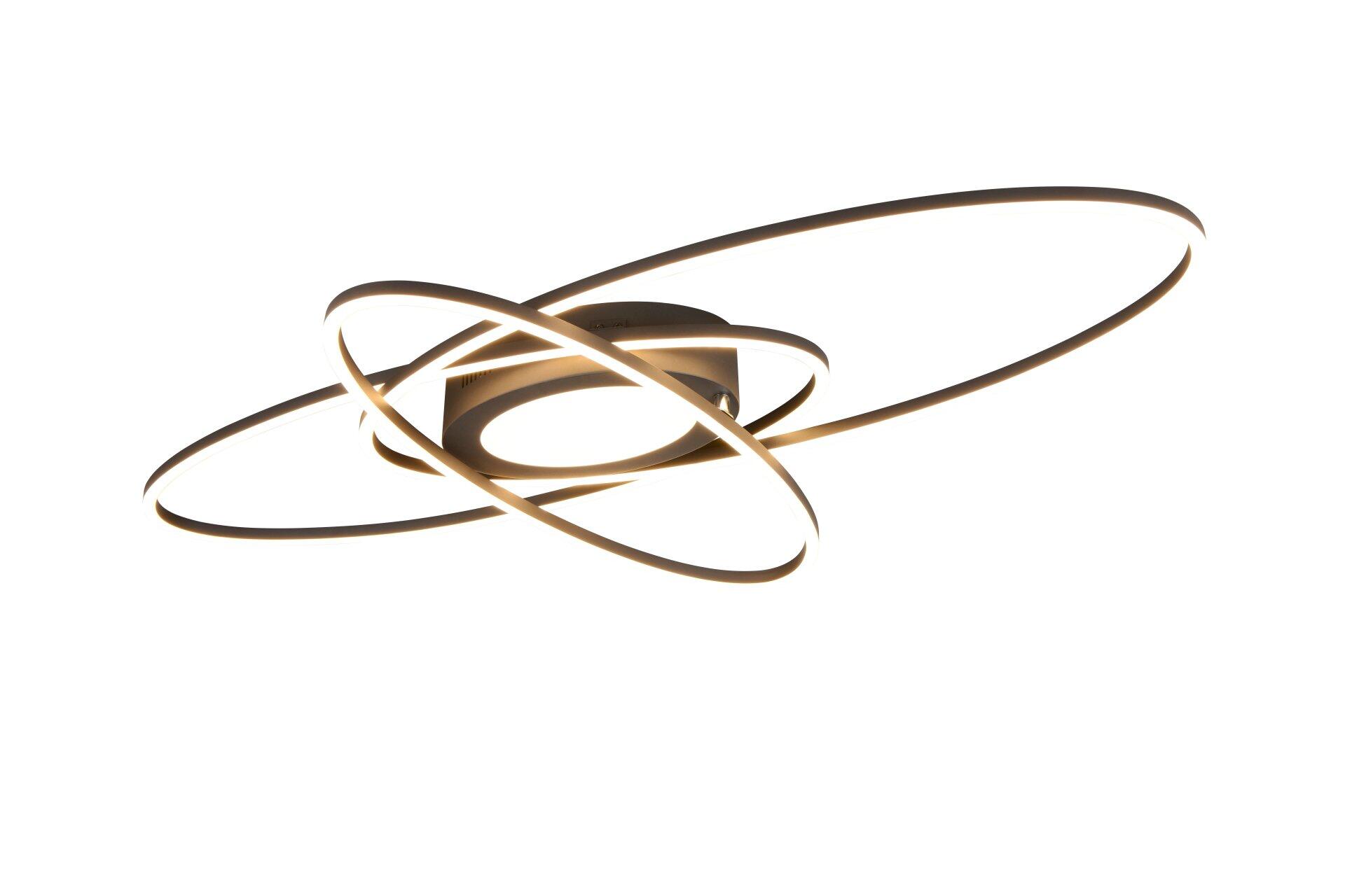 Deckenleuchte Ovine mit ineinander verschachtelten, goldenen Ringen, die eine skulpturale Lichtinstallation darstellen und durch die untere Perspektive ihre dreidimensionale Struktur betonen.