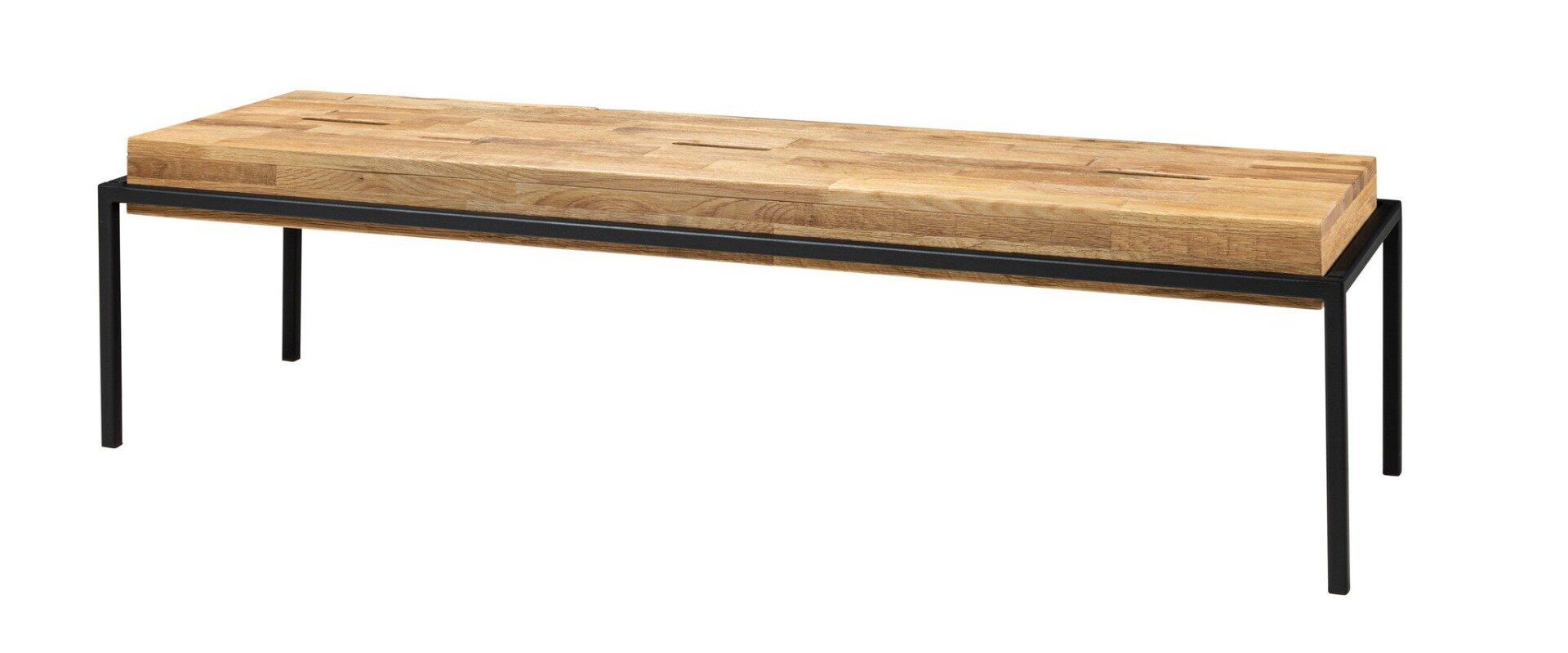 Bank Coban, rechteckige Couchtischplatte aus Akazienholz mit natürlicher Maserung, schmalem schwarzen Metallgestell und abgerundeten Kanten.