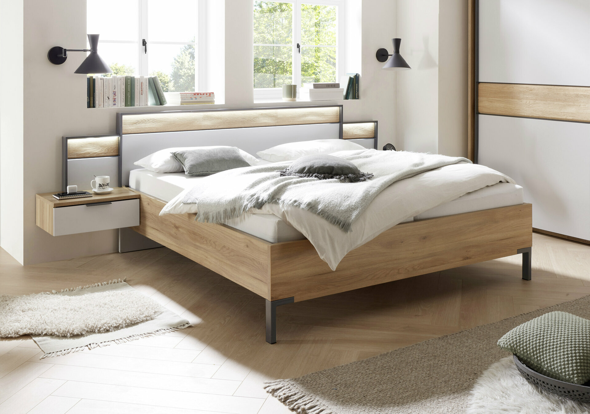 Bett, Pesina