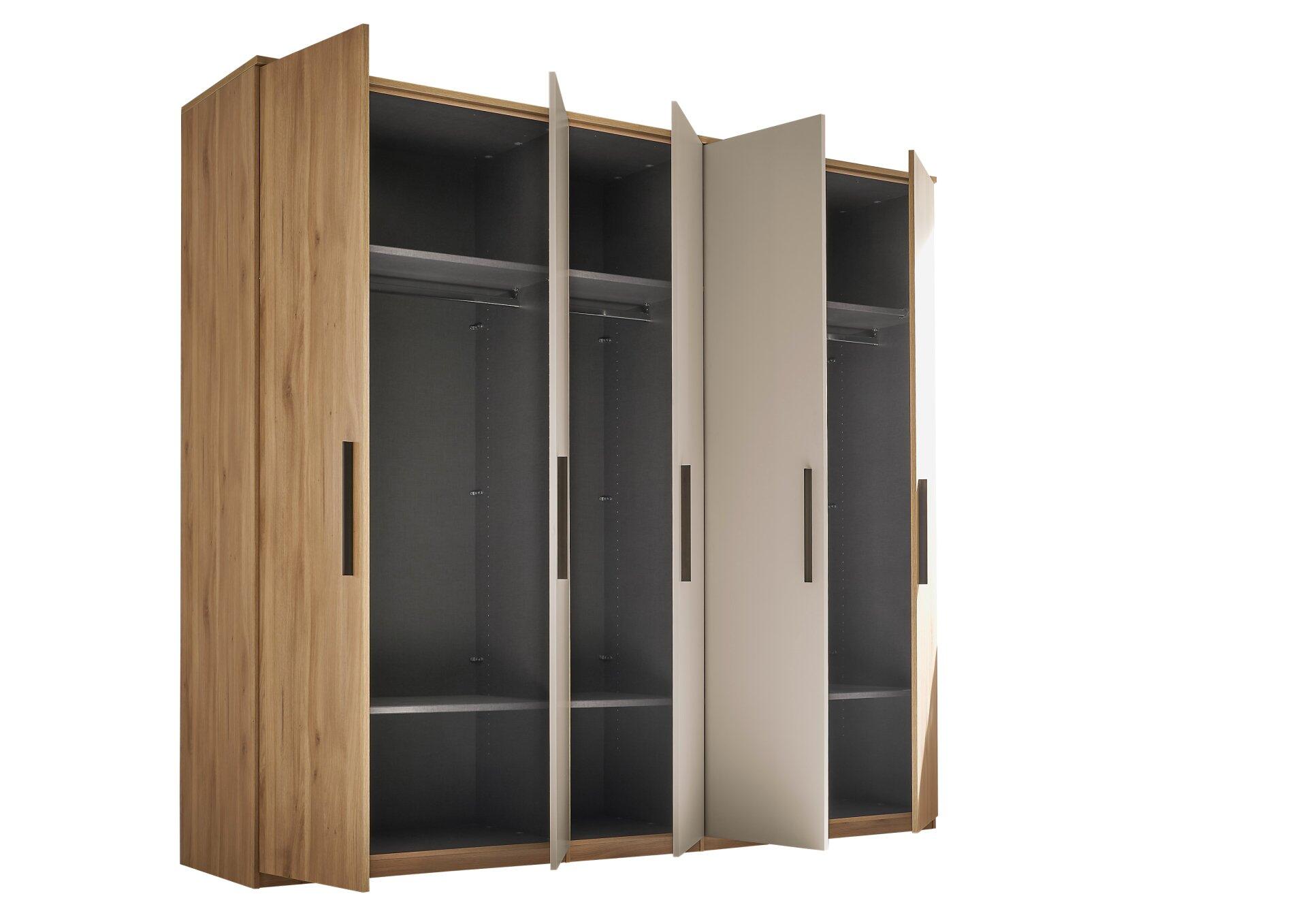 Kleiderschrank, Tabina