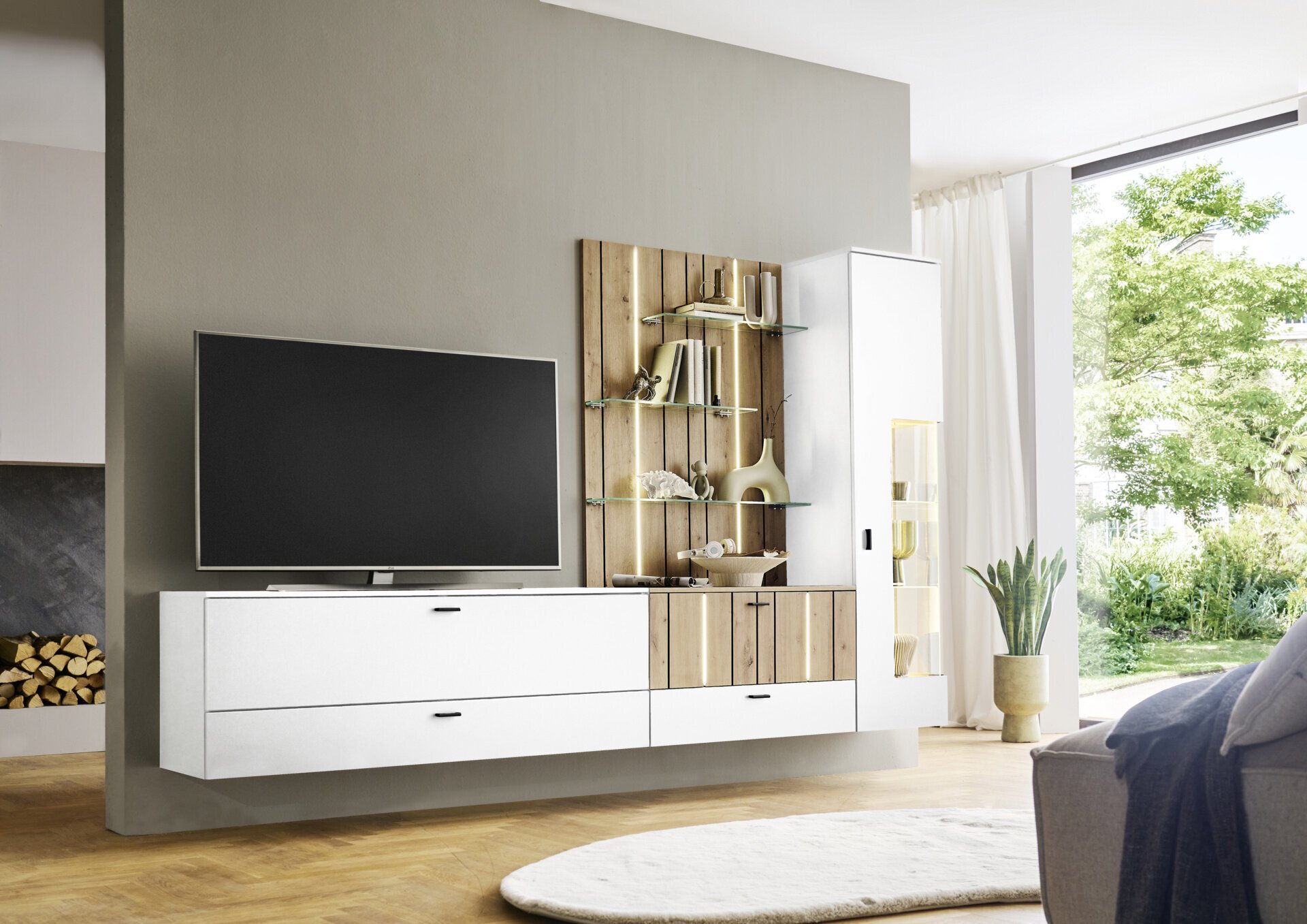 TV-Wohnlösung, Luma