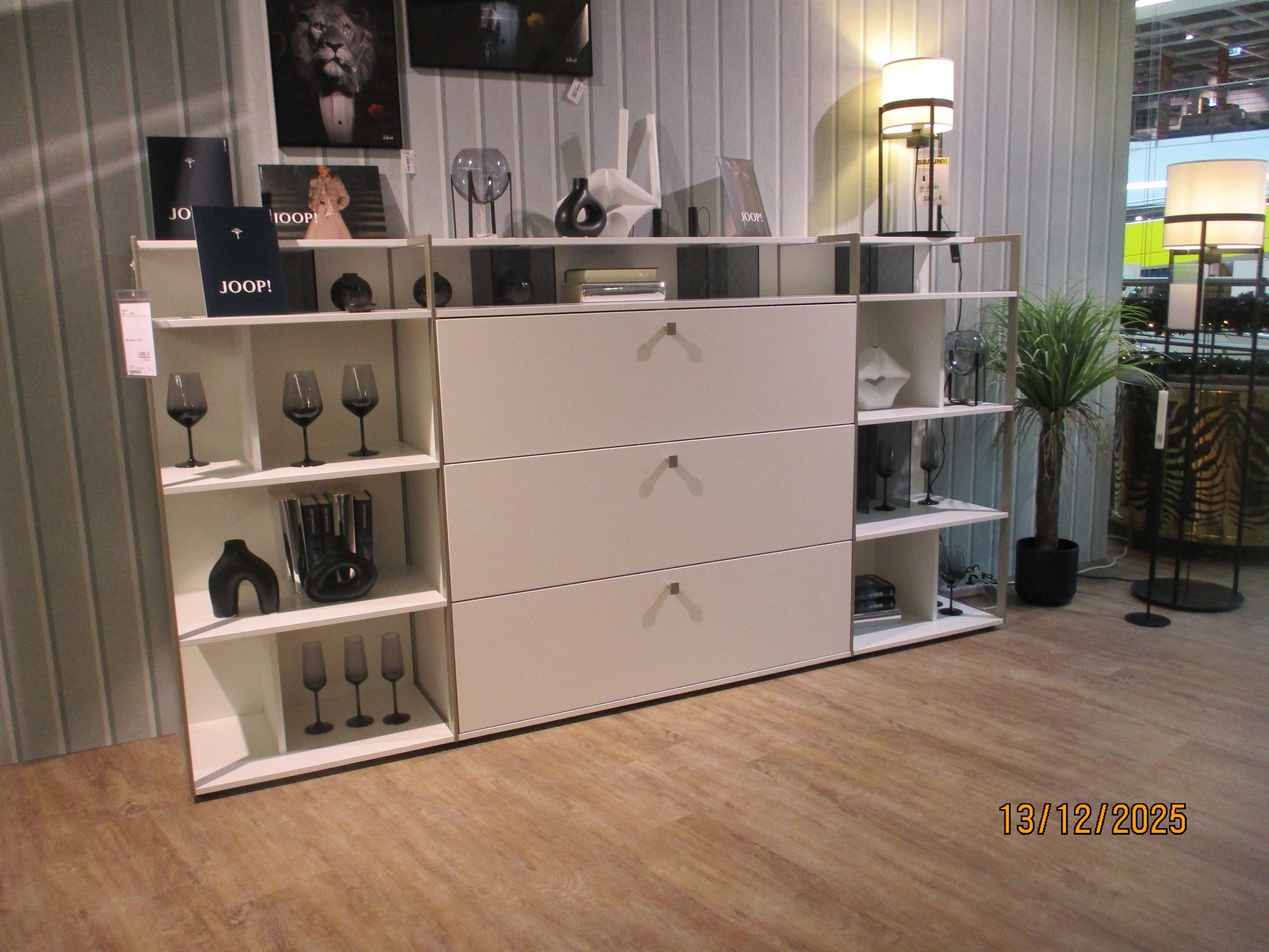 JOOP FRAMES Highboard