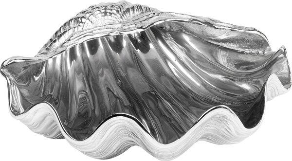 Dekorative Muschel "Shell" aus vernickeltem Aluminium, handgefertigt mit gewellten Rippen und glänzender Oberfläche in schräger Perspektive.