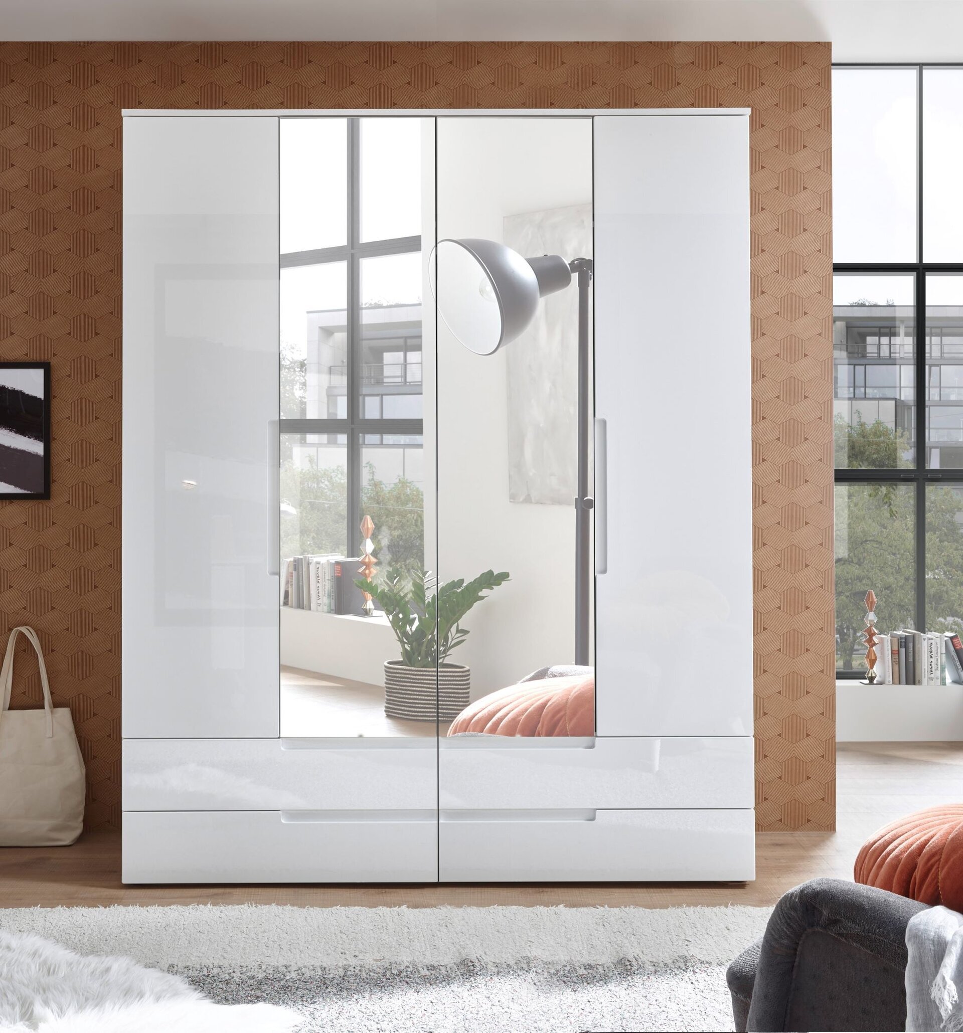 Kleiderschrank, Spice