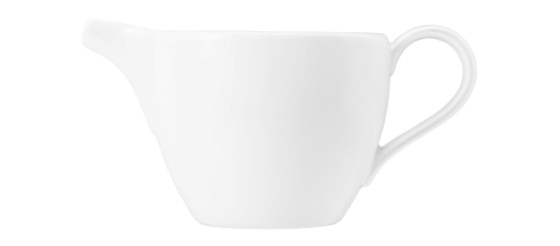 Weißes Milchkännchen "Beat" in Seitenperspektive mit konischer Form, leicht ausgestelltem Bauch und gebogenem Griff.