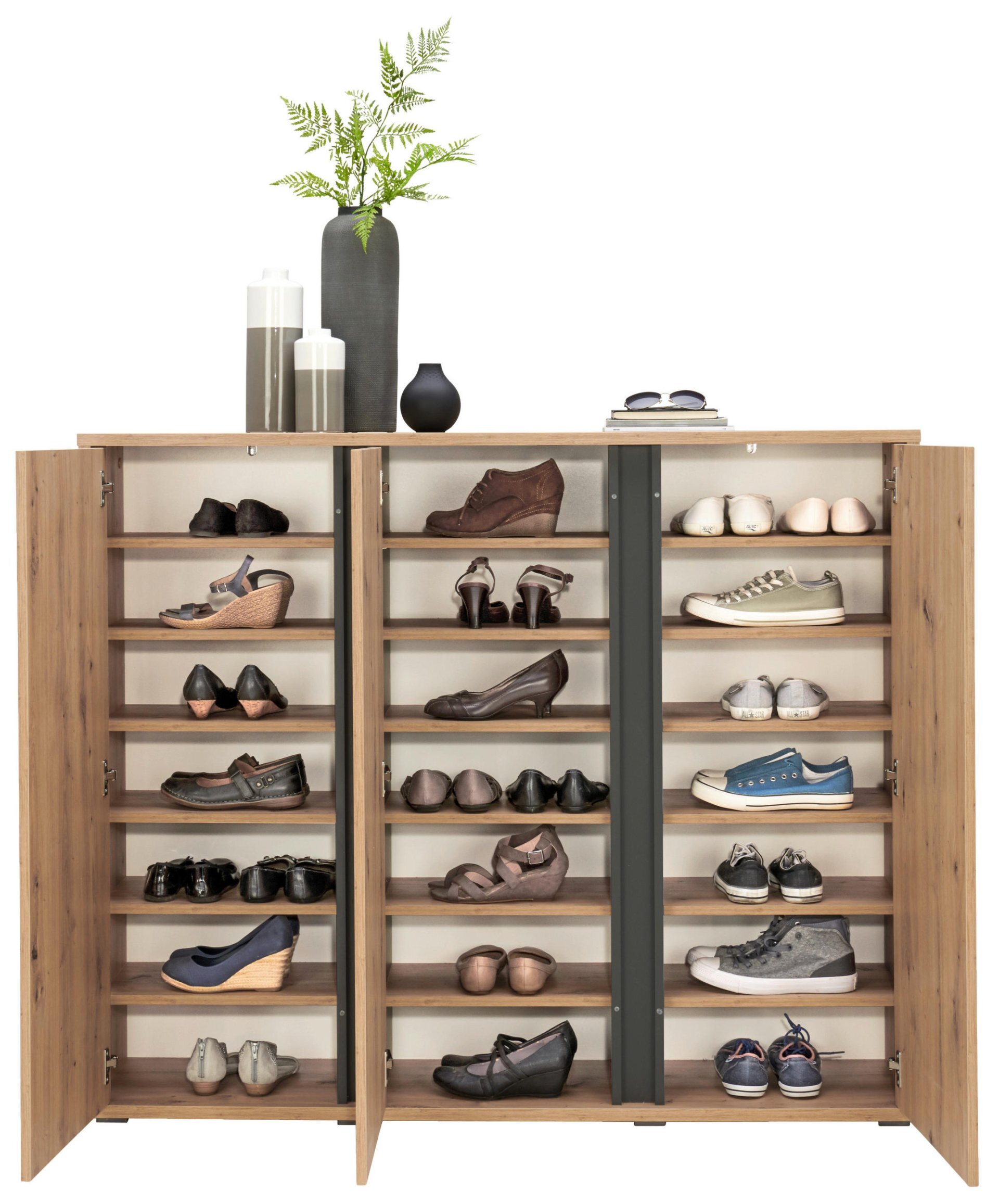 Schuhschrank, Liv
