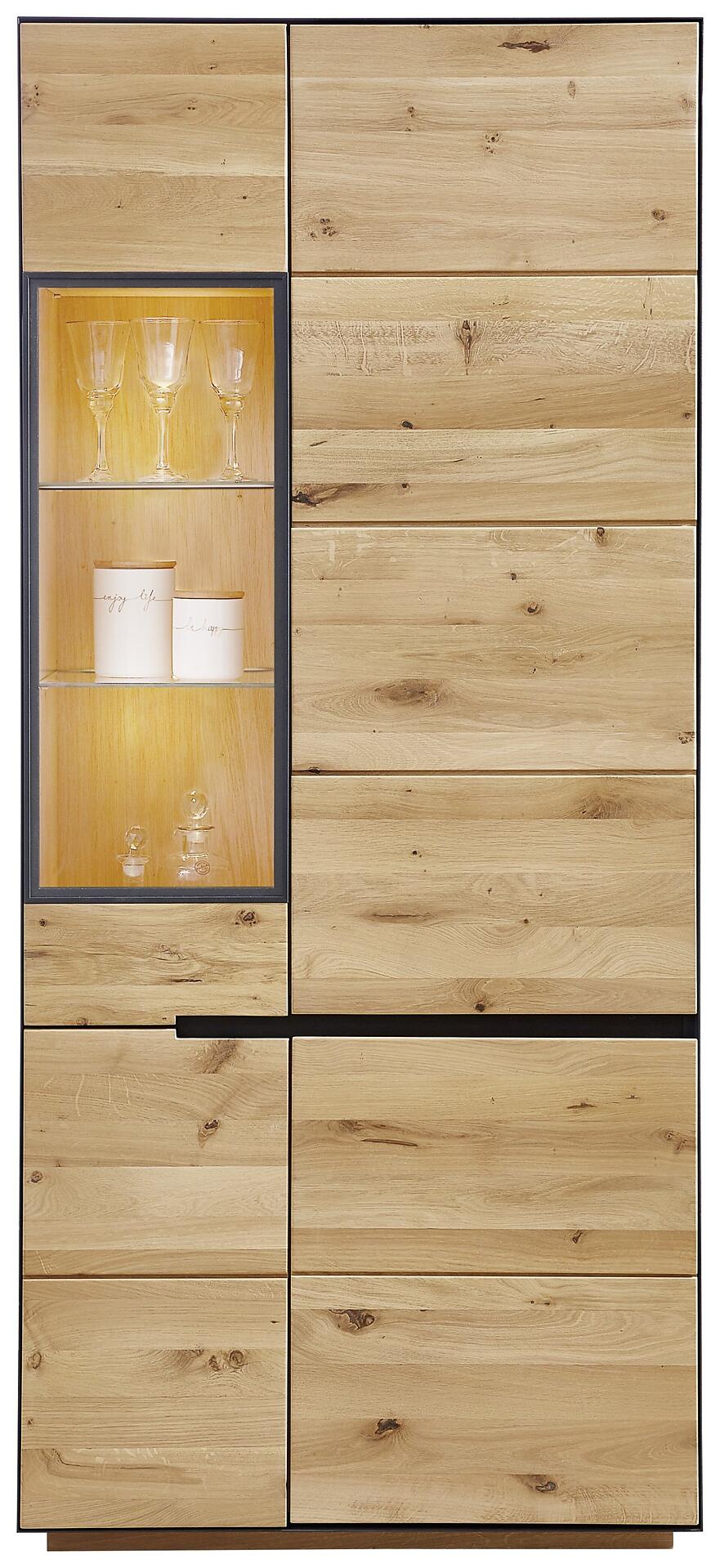 Vitrine, Kelio
