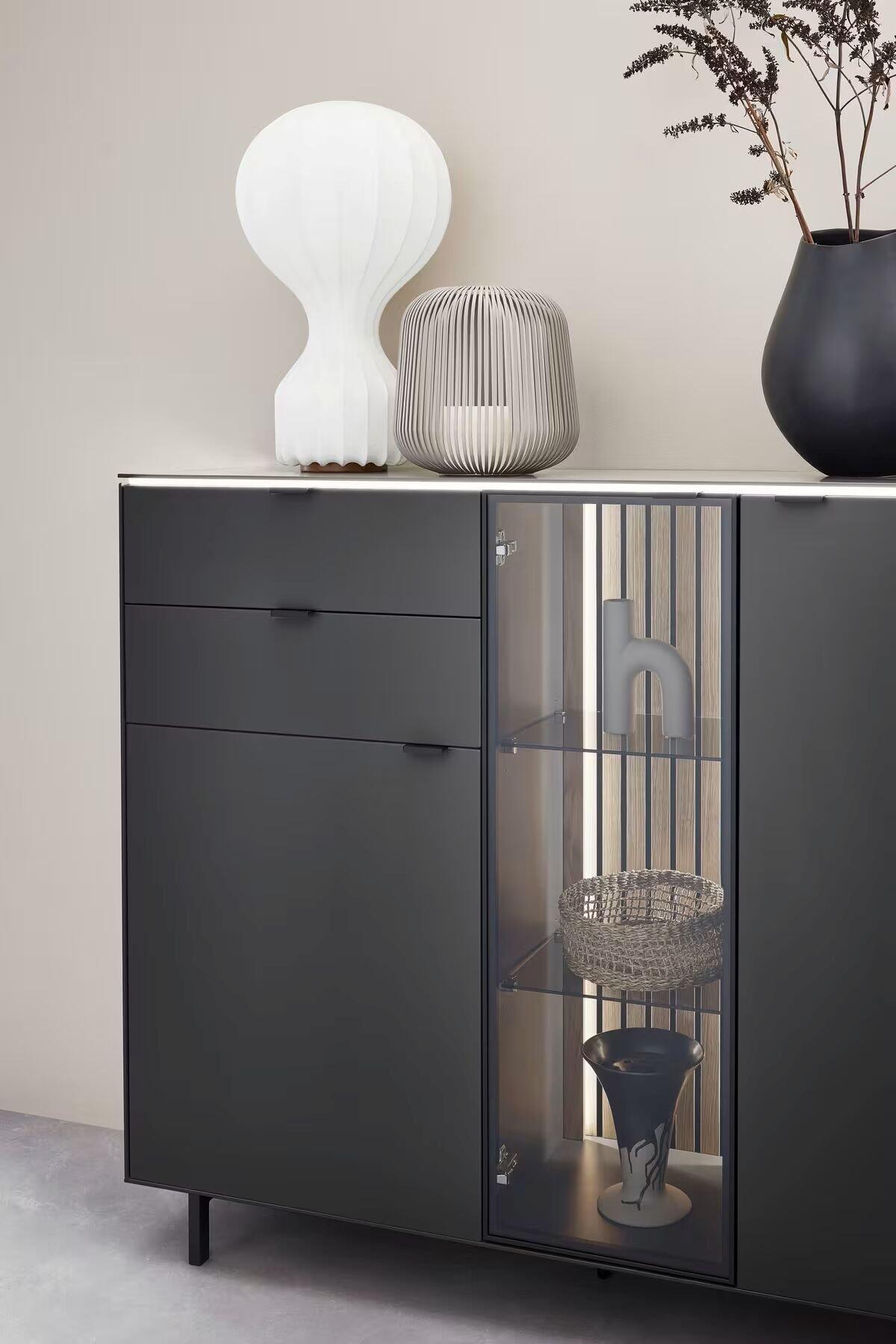 Highboard, Riani
