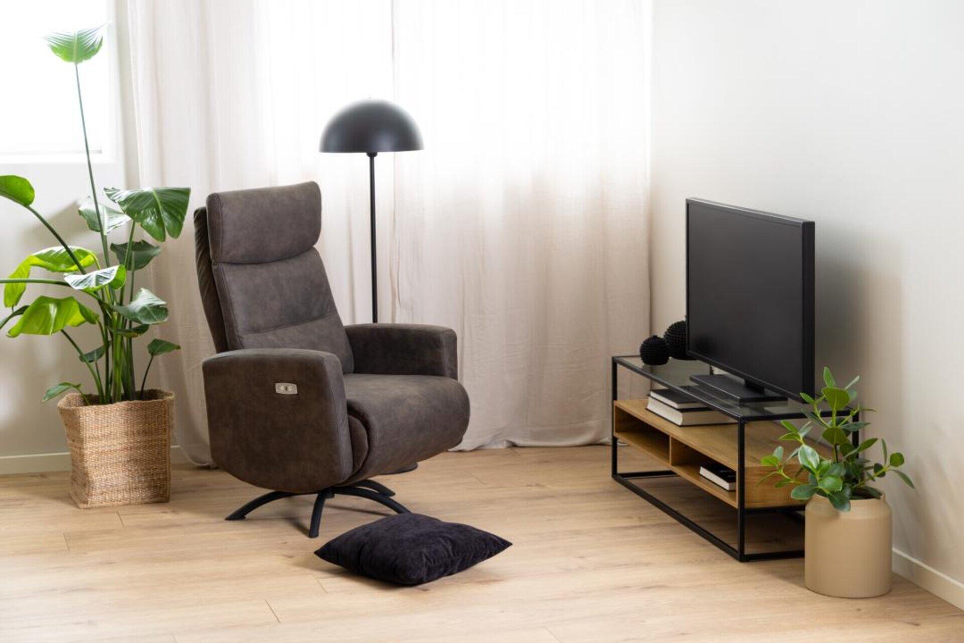 TV-Tisch, Randolf