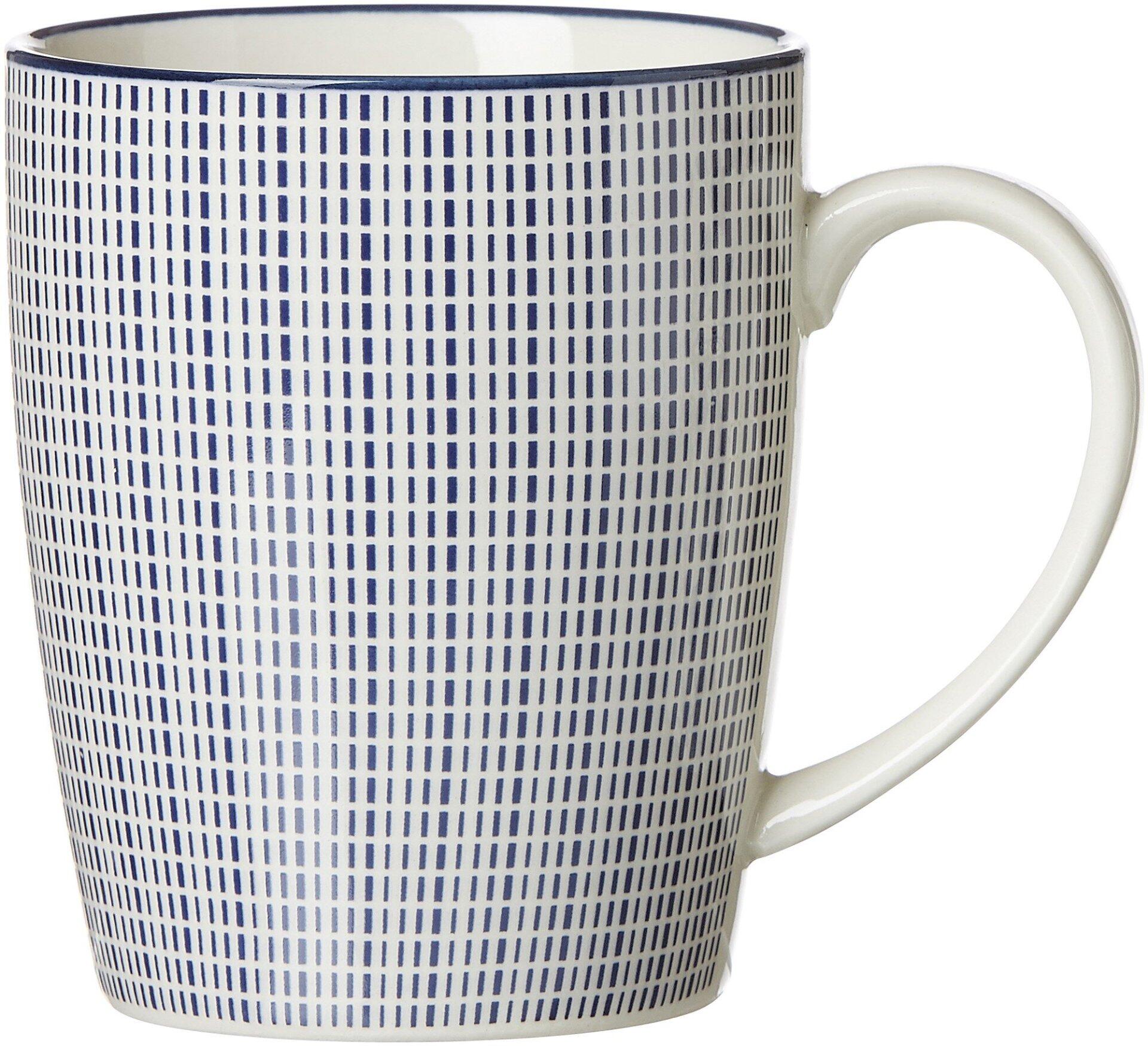 Kaffeebecher Makoto mit blauem Liniendesign, Frontalansicht des zylindrischen Designs und des schlanken Henkels.
