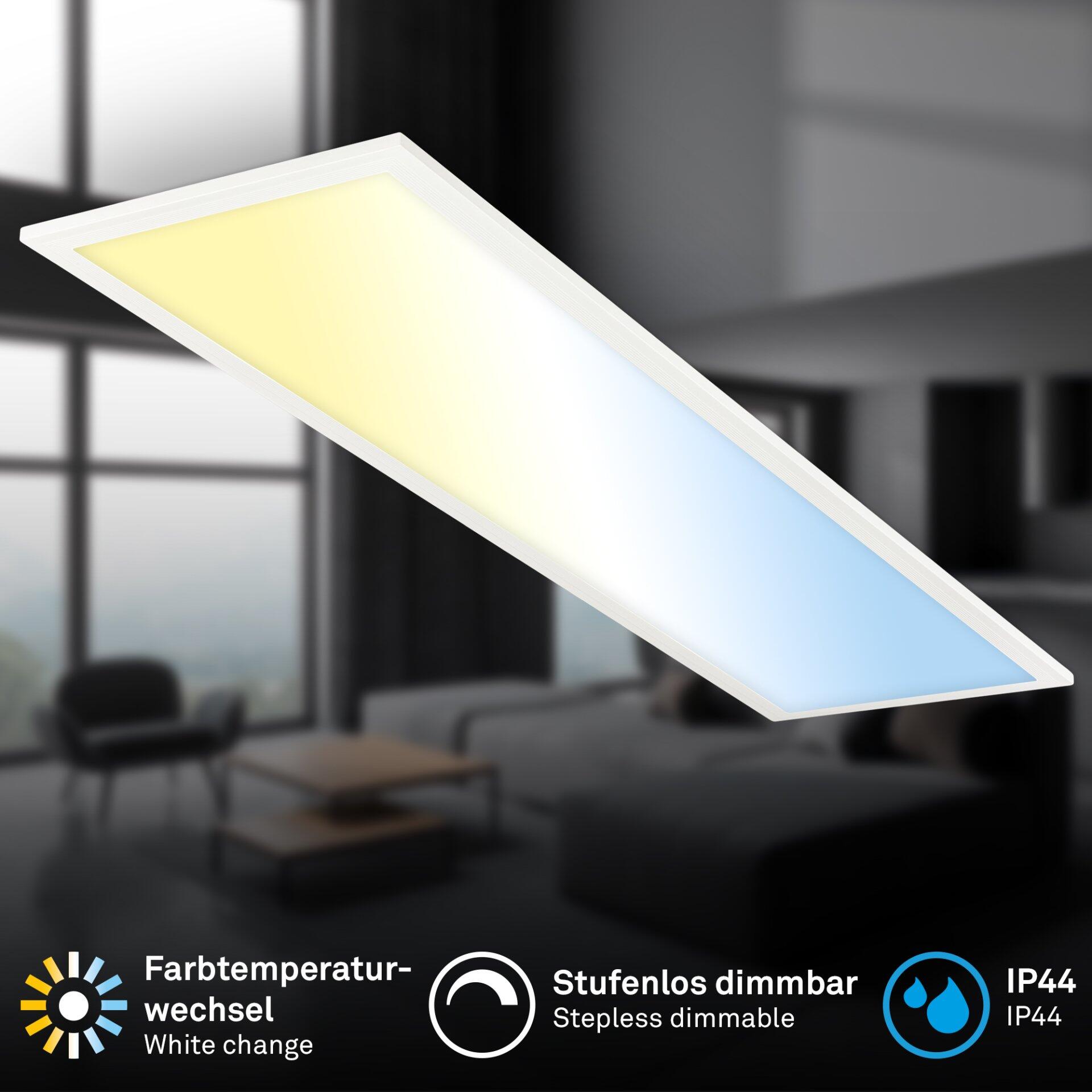 Deckenleuchte Panel Piatto mit Fernbedienung, die in einer unterblickten Perspektive präsentiert wird und stufenlos dimmbare LEDs sowie eine verstellbare Farbtemperatur von 3000K bis 6500K bietet.