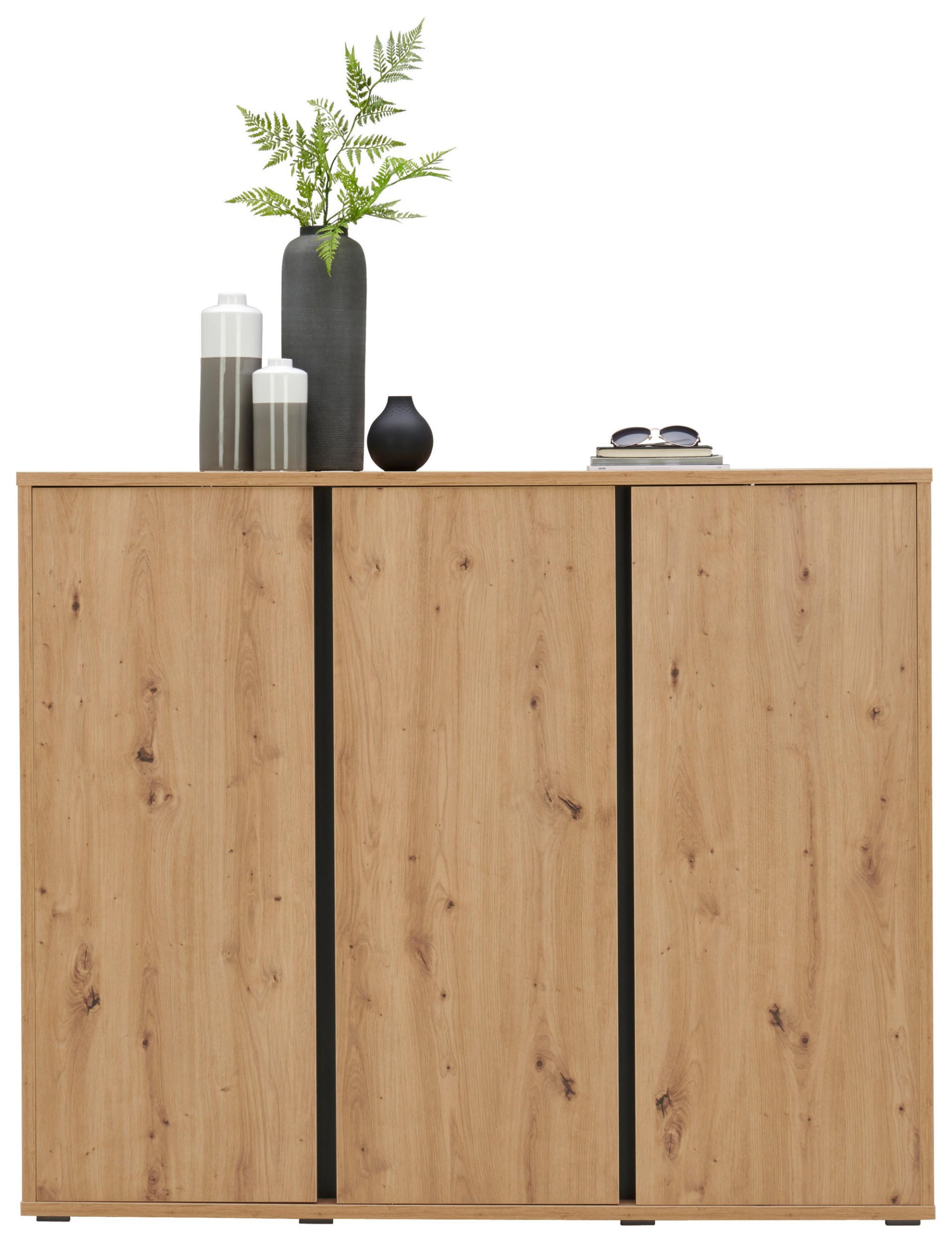 Schuhschrank, Liv