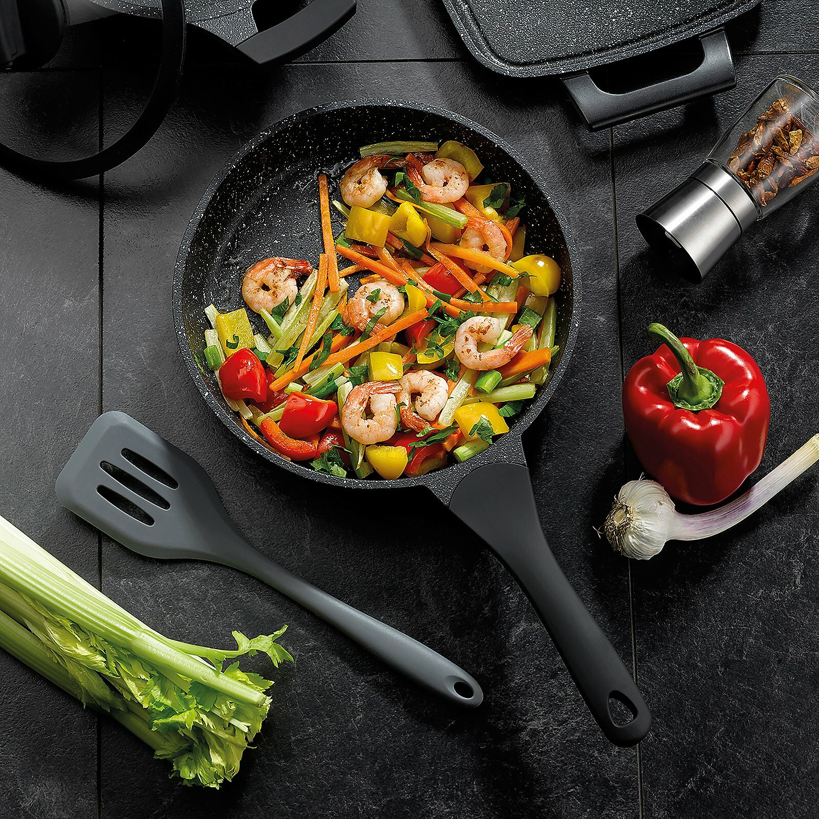 Bratpfanne, Stella Nova