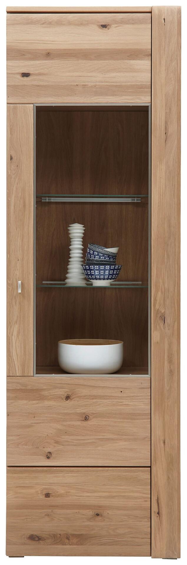 Vitrine Colorado mit zwei Schubladen, Glastüren und verstellbaren Glas- und Konstruktionsböden, aus massivem, geöltem Alteichen.
