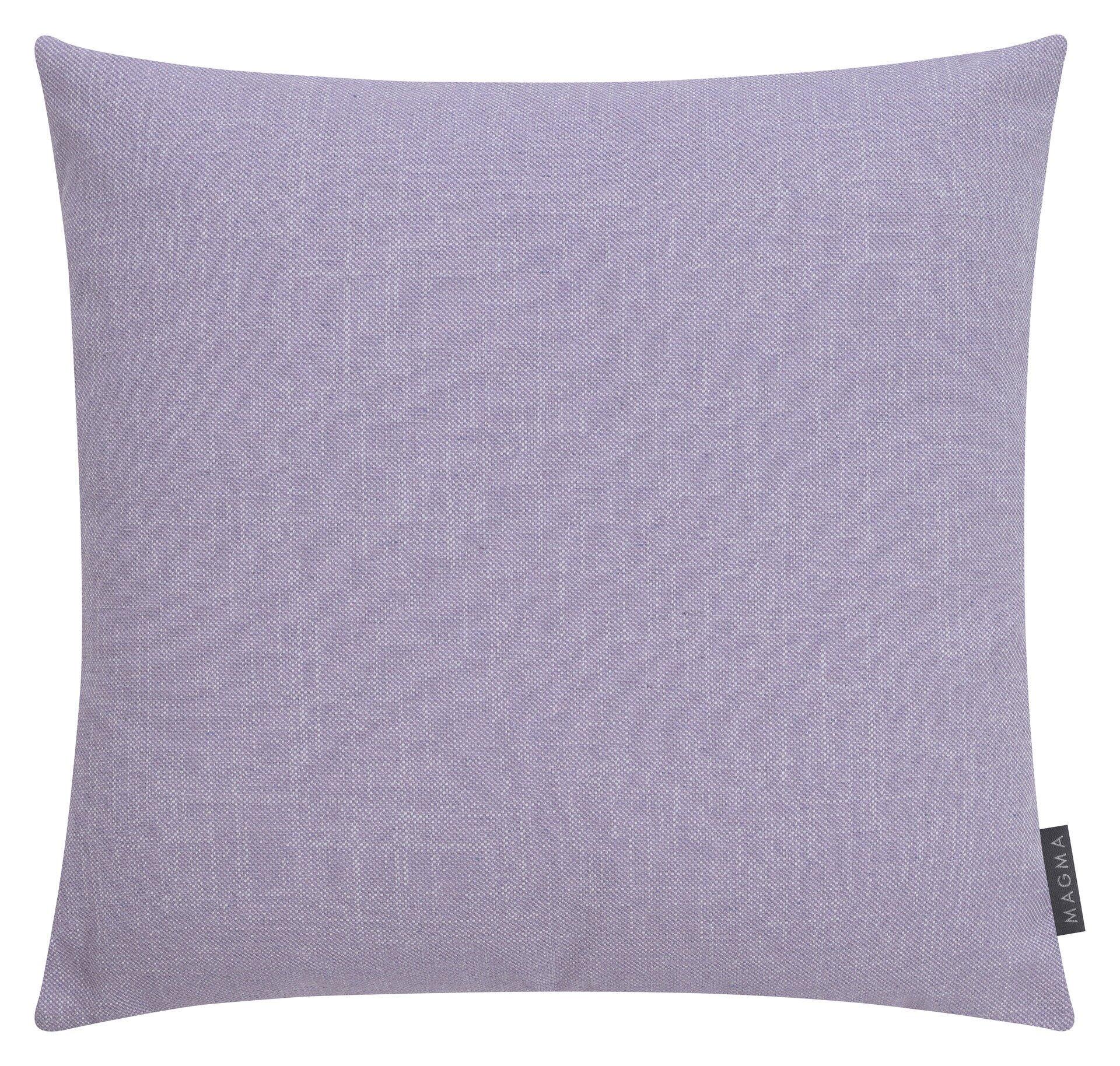 Lila Kissen Riva aus Baumwolle und Polyester mit feiner Jacquard-Struktur und MAGMA-Etikett.