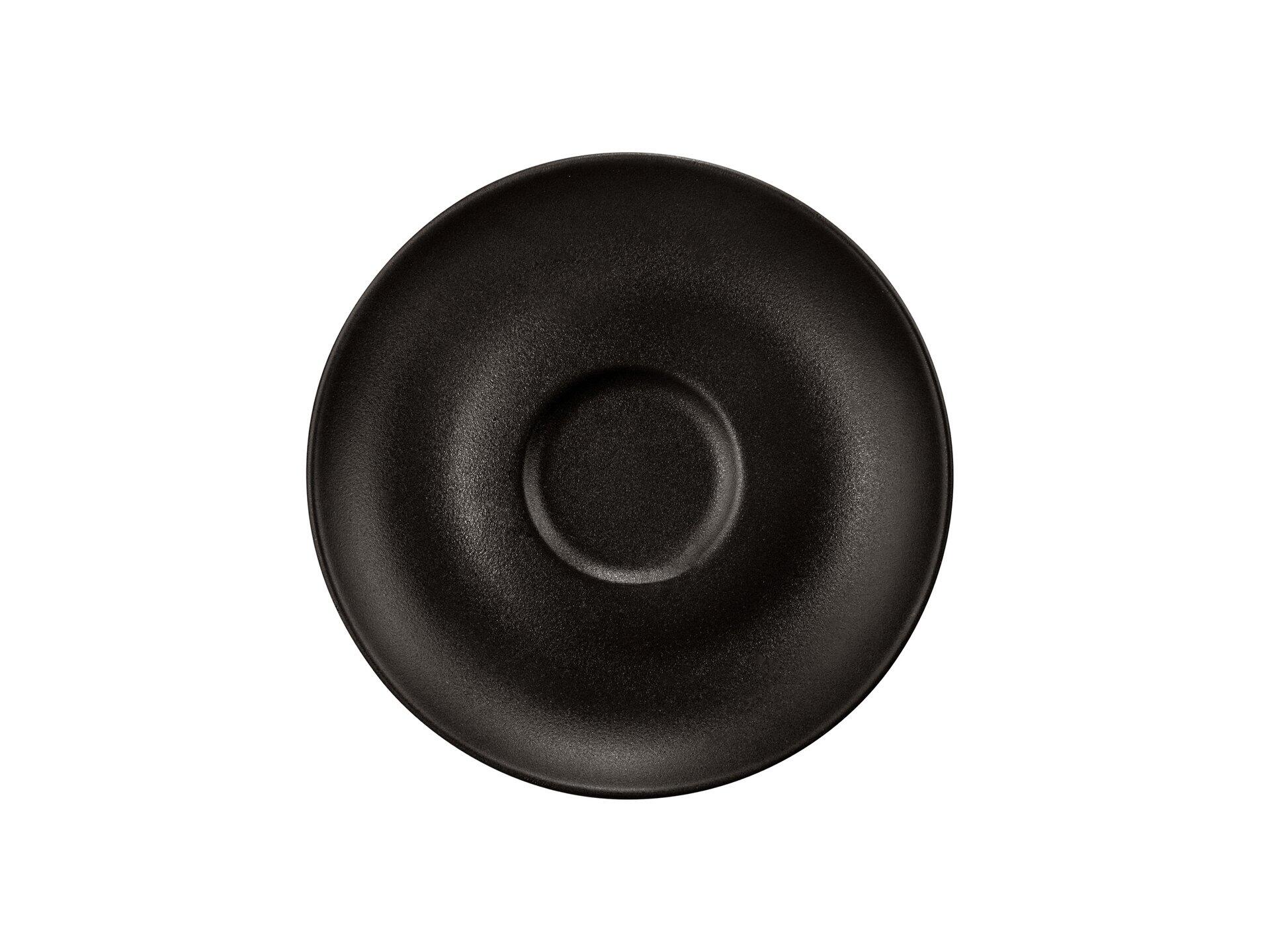 Espressountertasse Liberty Velvet Black mit gewölbtem Rand und leicht konkavierter, vertiefter Oberfläche.