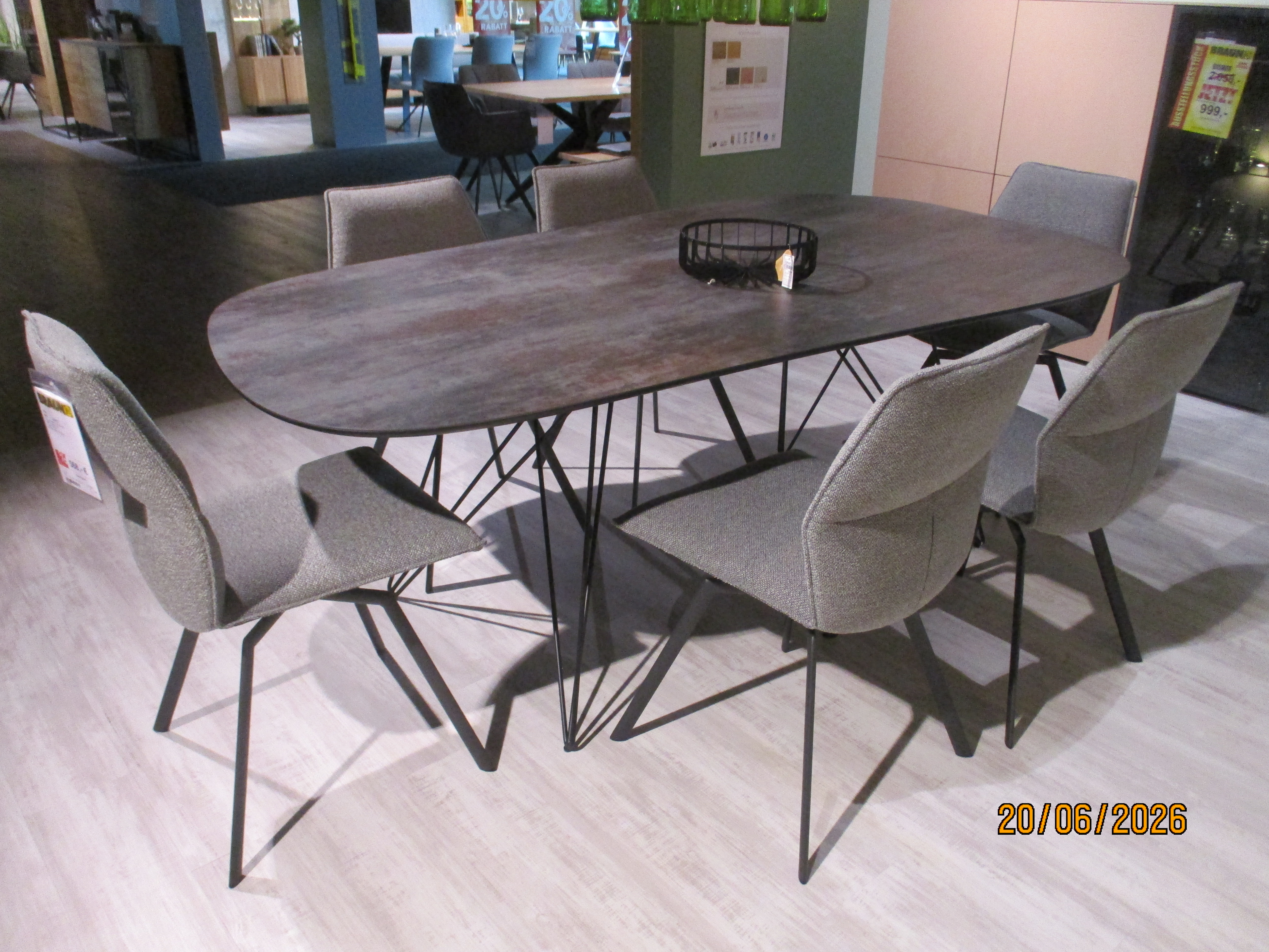 Essgruppe MR Helvin + Carola