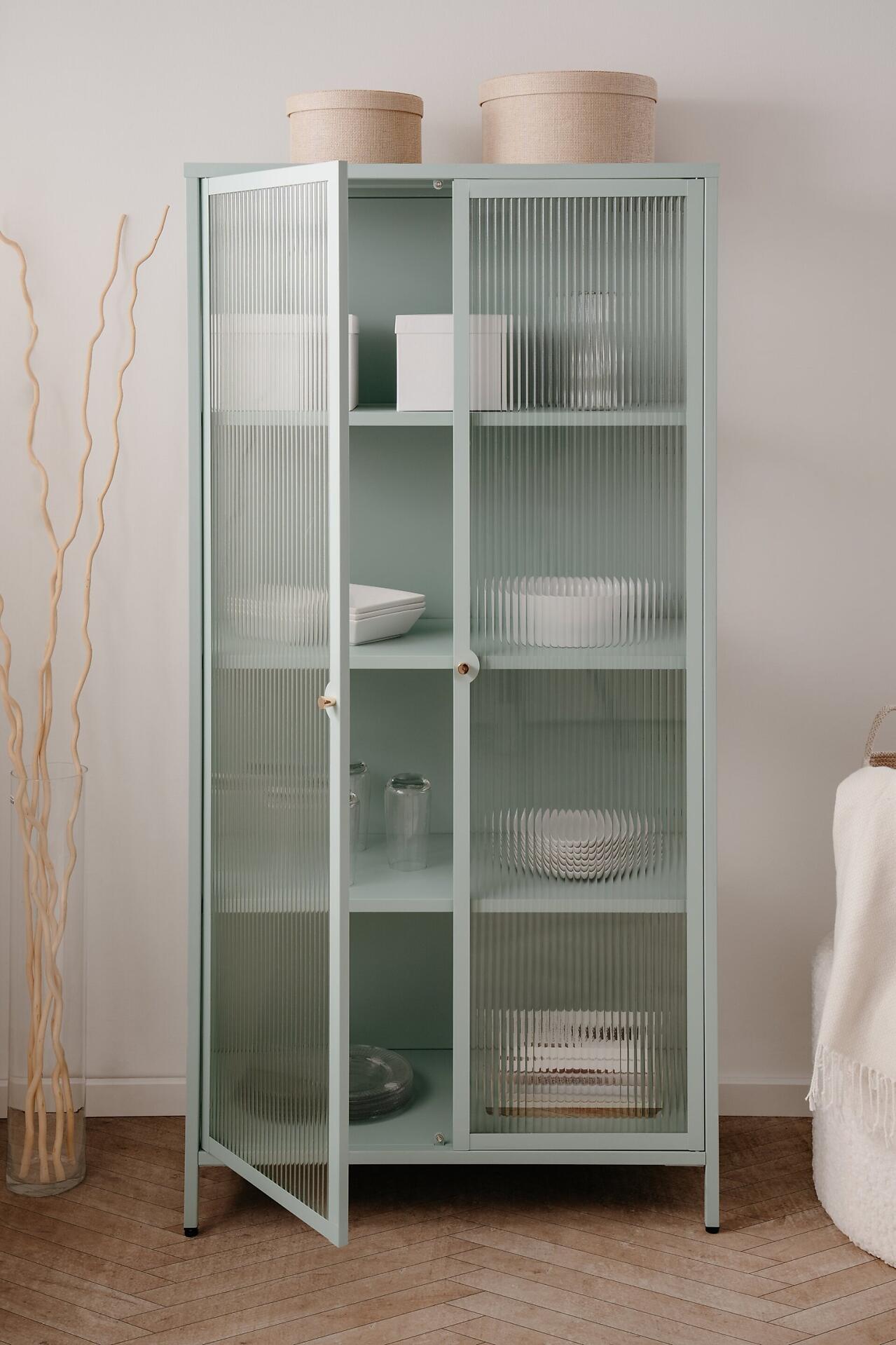 Vitrine, Milton 52A