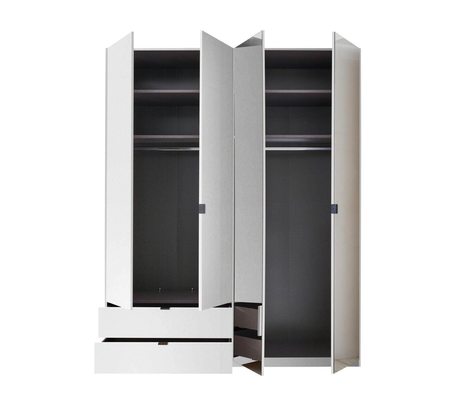 Kleiderschrank, Norte