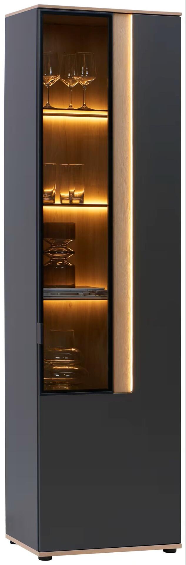 Vitrine, Cremona