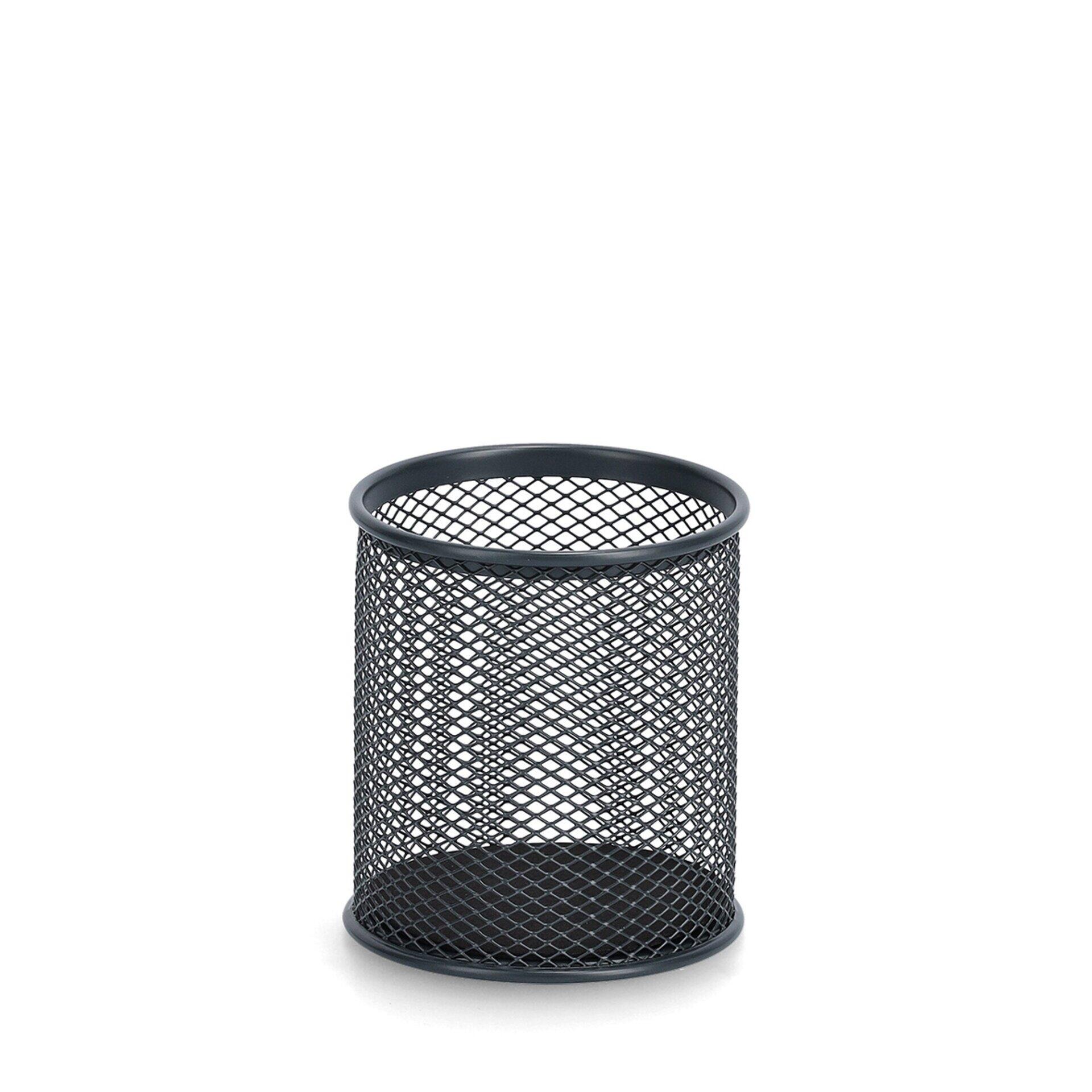 Schwarzer Bleistiftbecher aus Metallgitter mit zylindrischer Form und glattem Rand in Frontalperspektive.