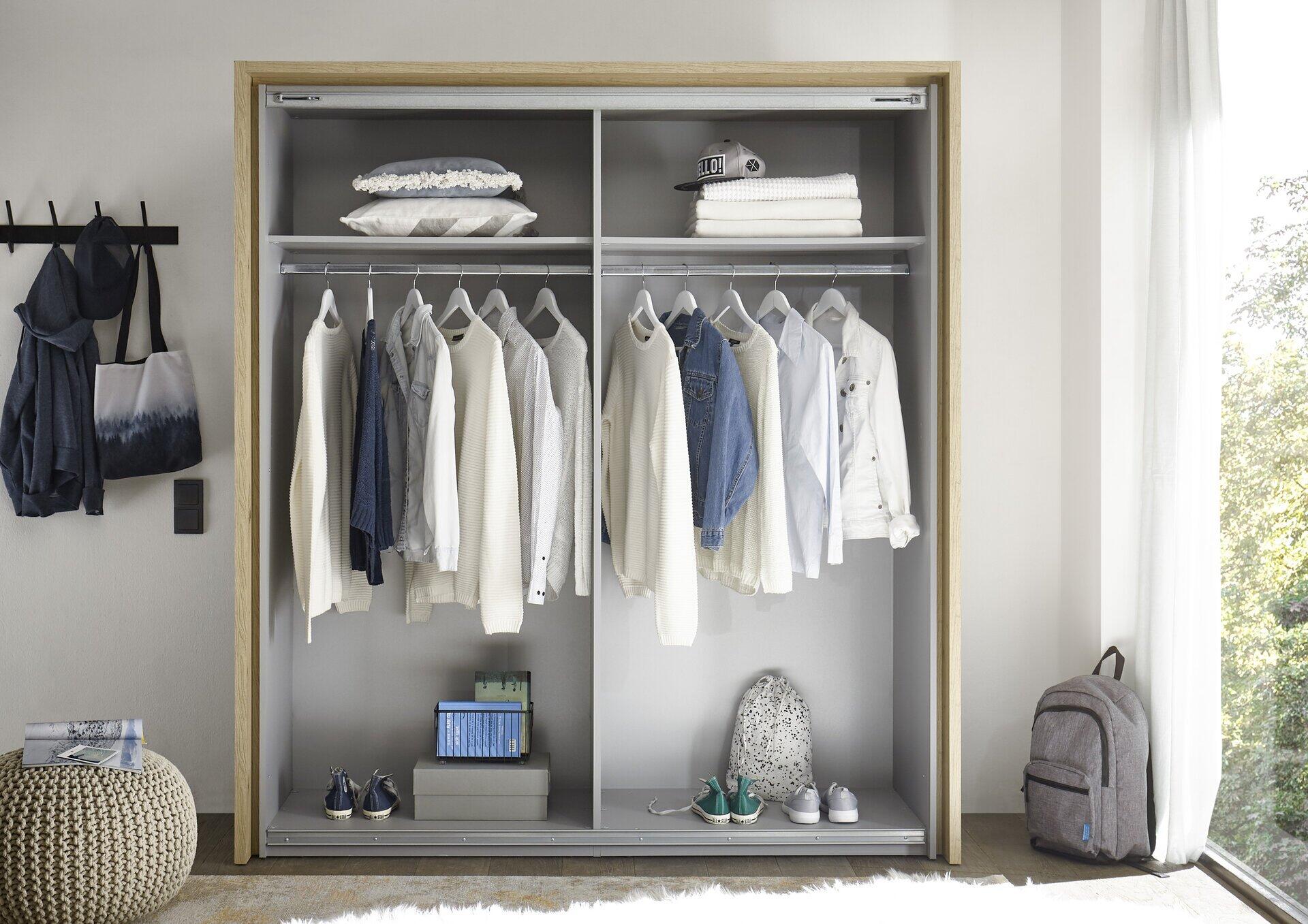 Schwebetürenschrank, Flavo