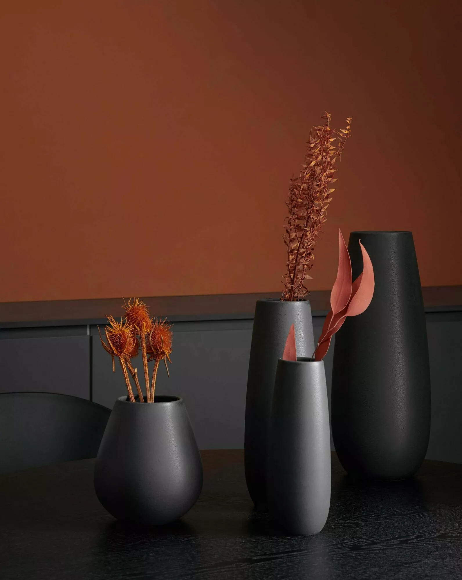 Vase, Ease