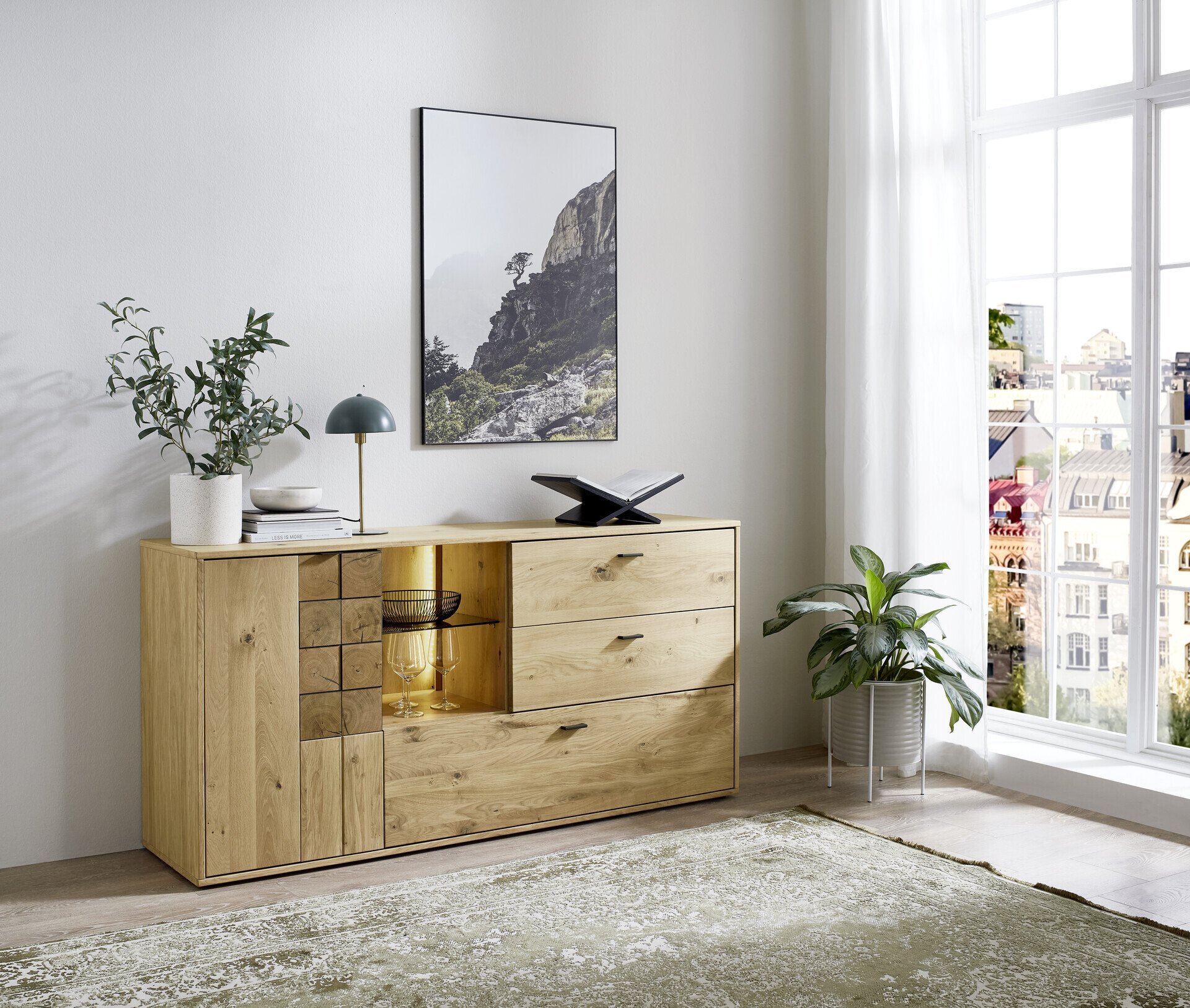 Sideboard, Tanum