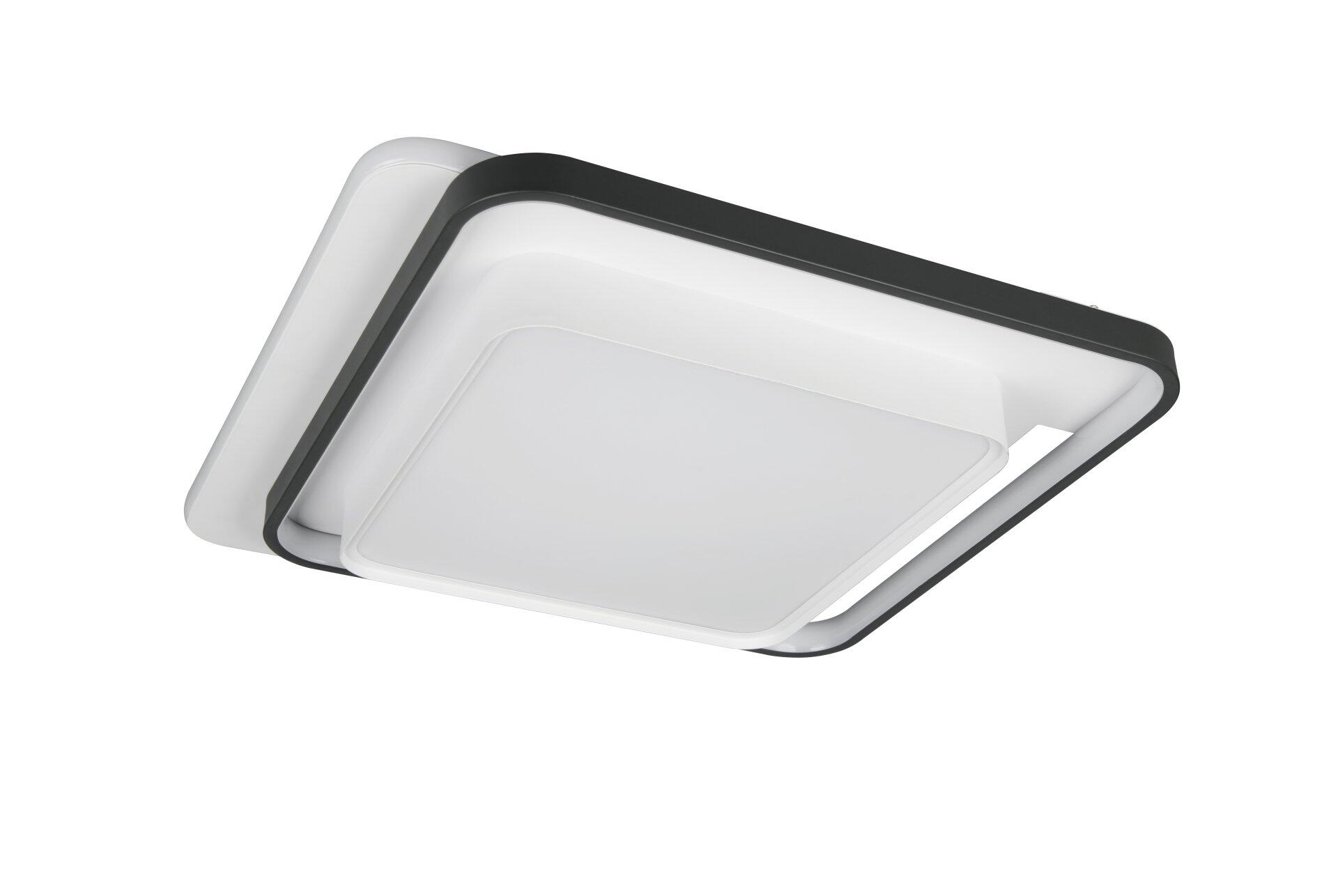Moderne Deckenleuchte Ceru mit quadratischem Design und abgerundeten Ecken, die in schräger Perspektive die stufenlos einstellbare Lichtfarbe von warmweiß bis Tageslicht zeigt.